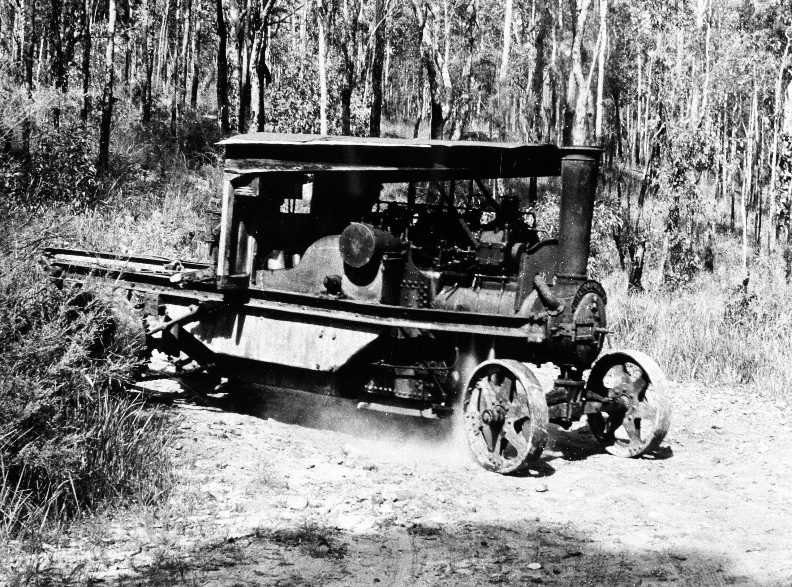 Aveling & Porter steam tip wagon