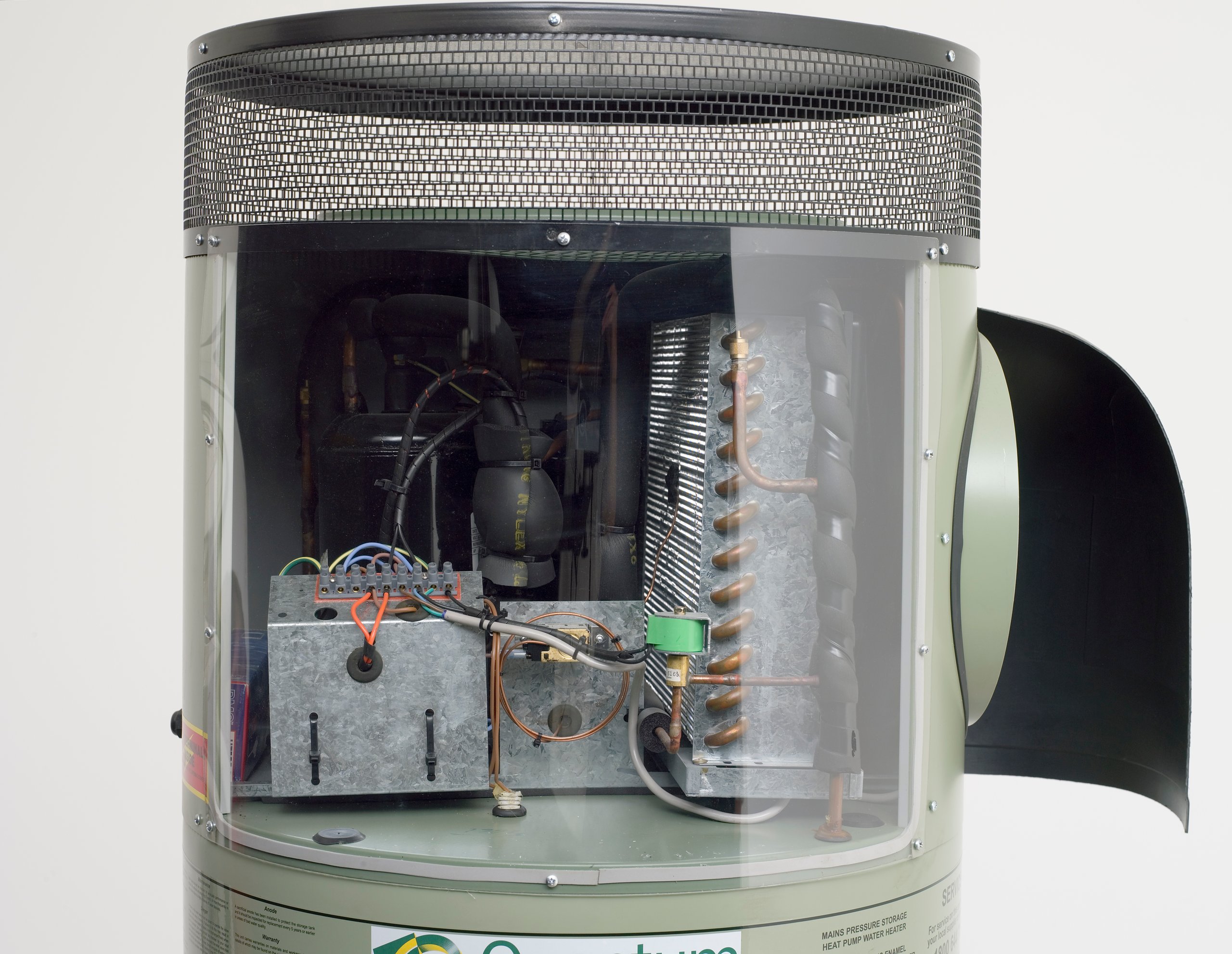 Quantum heat pump hot water system