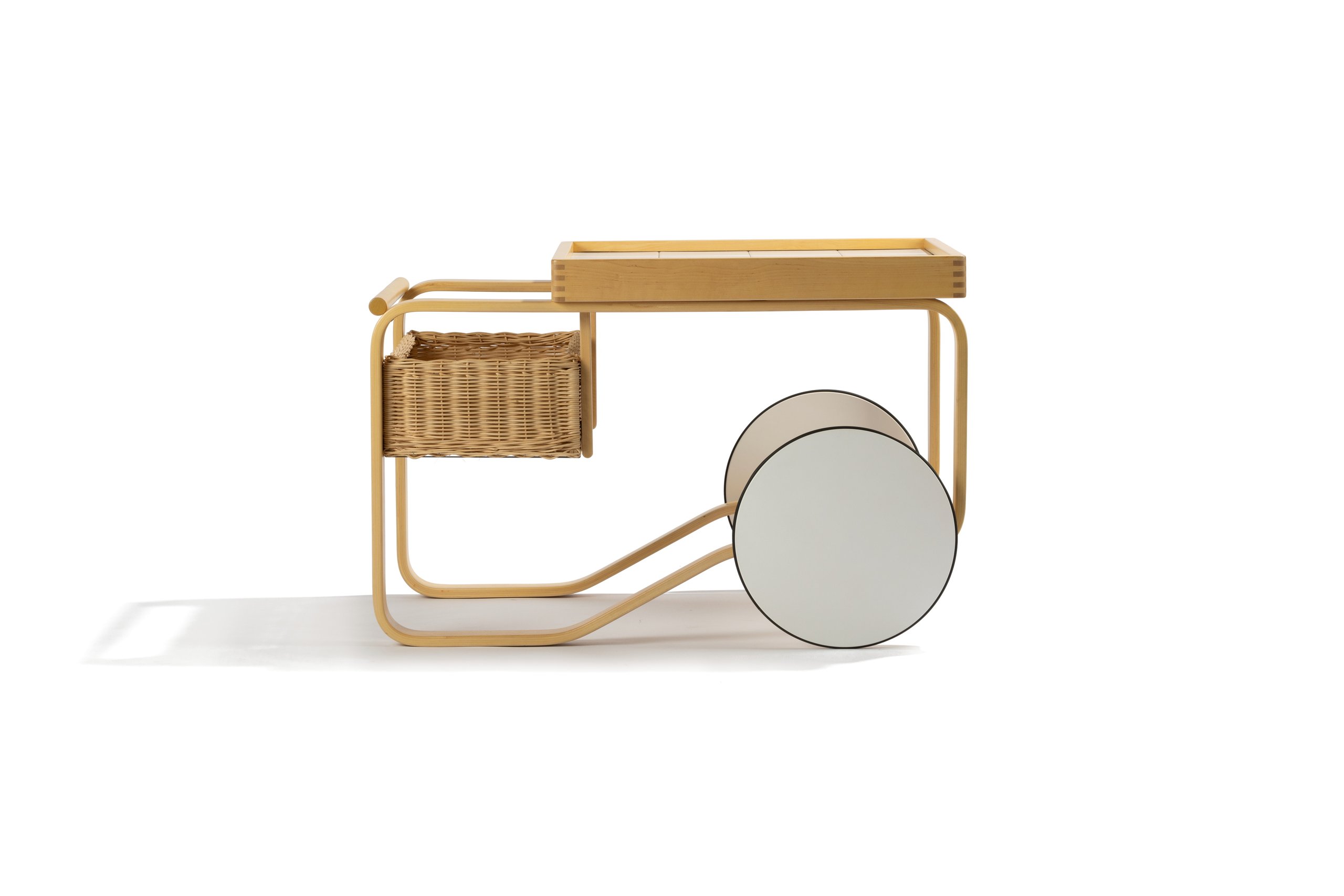 900' tea trolley designed by Alvar Aalto