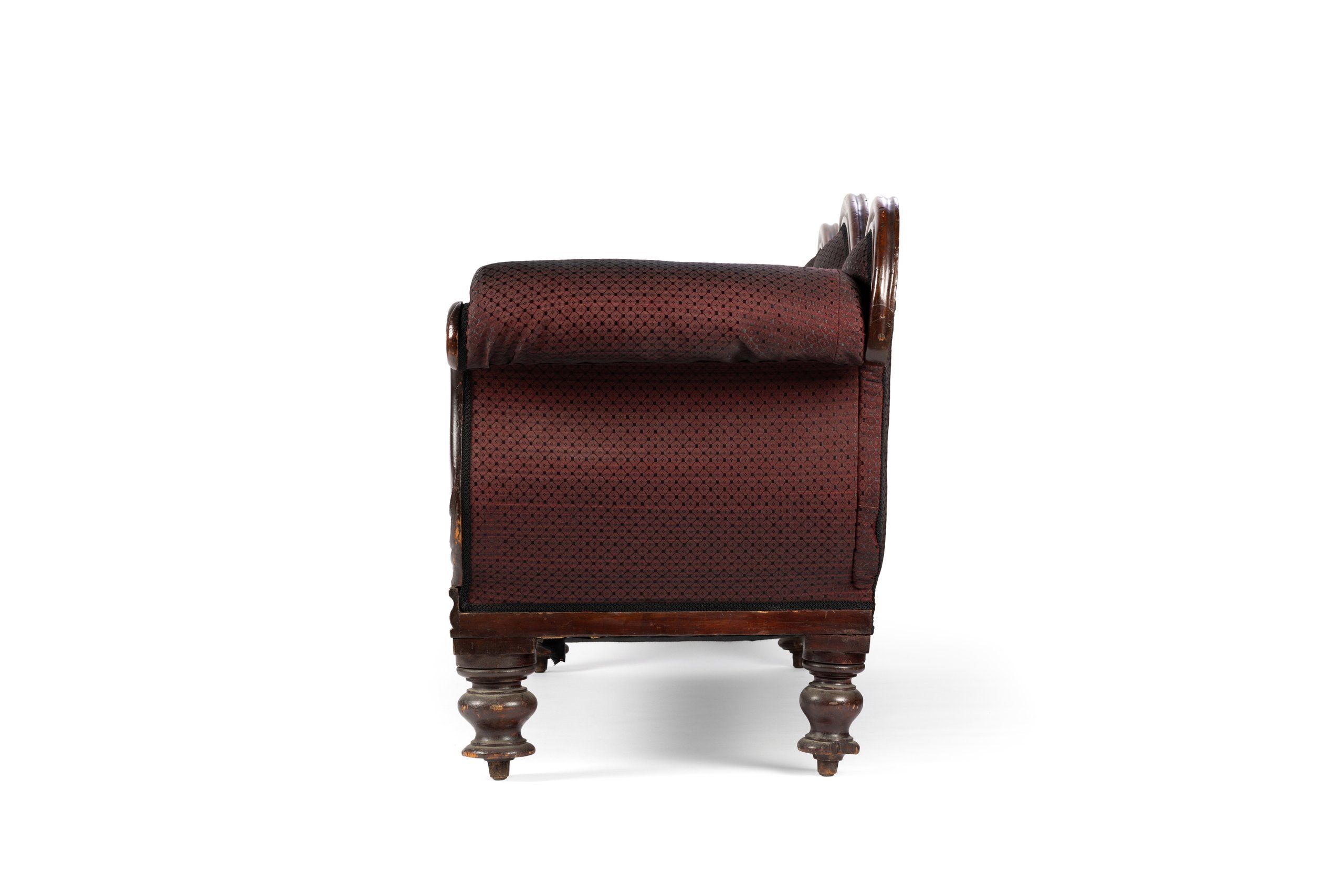 Mahogany sofa from the 19th century
