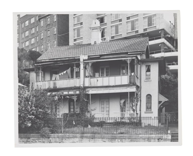 Photograph of terrace houses in Rushcutters Bay where Lawrence Hargrave lived