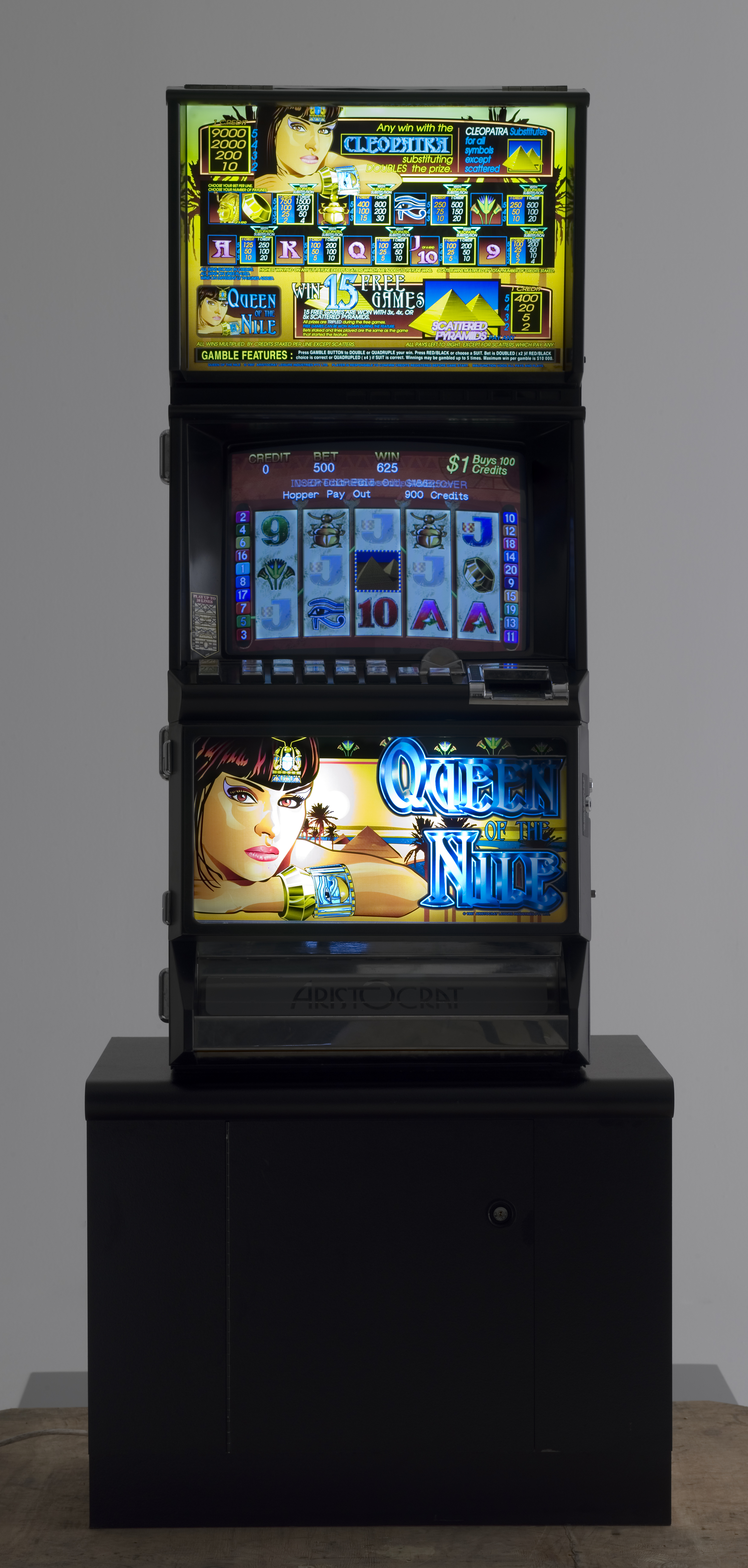 Poker machine, 'Queen of the Nile'.
