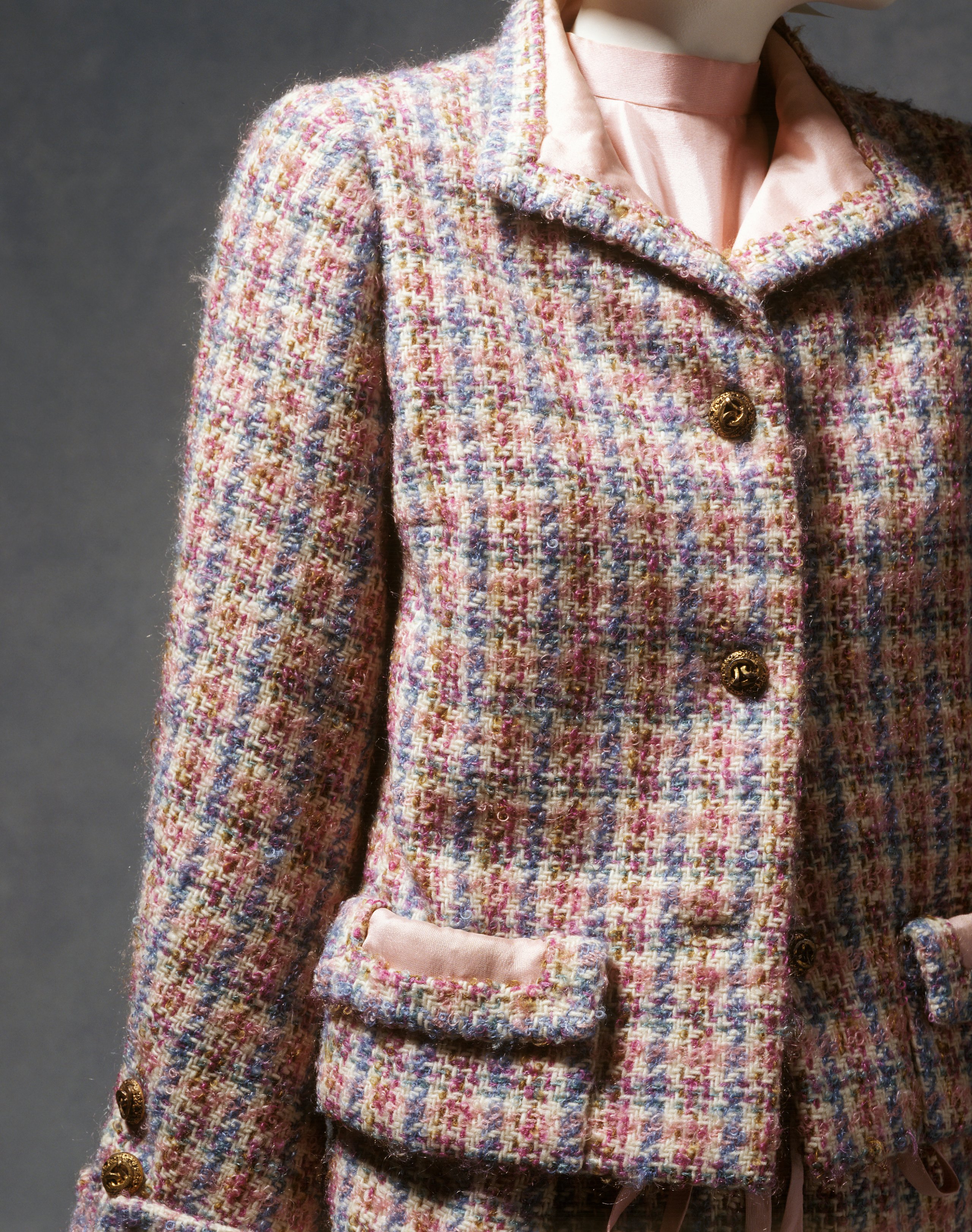 Why Chanel tweed jacket became the most iconic fashion item.