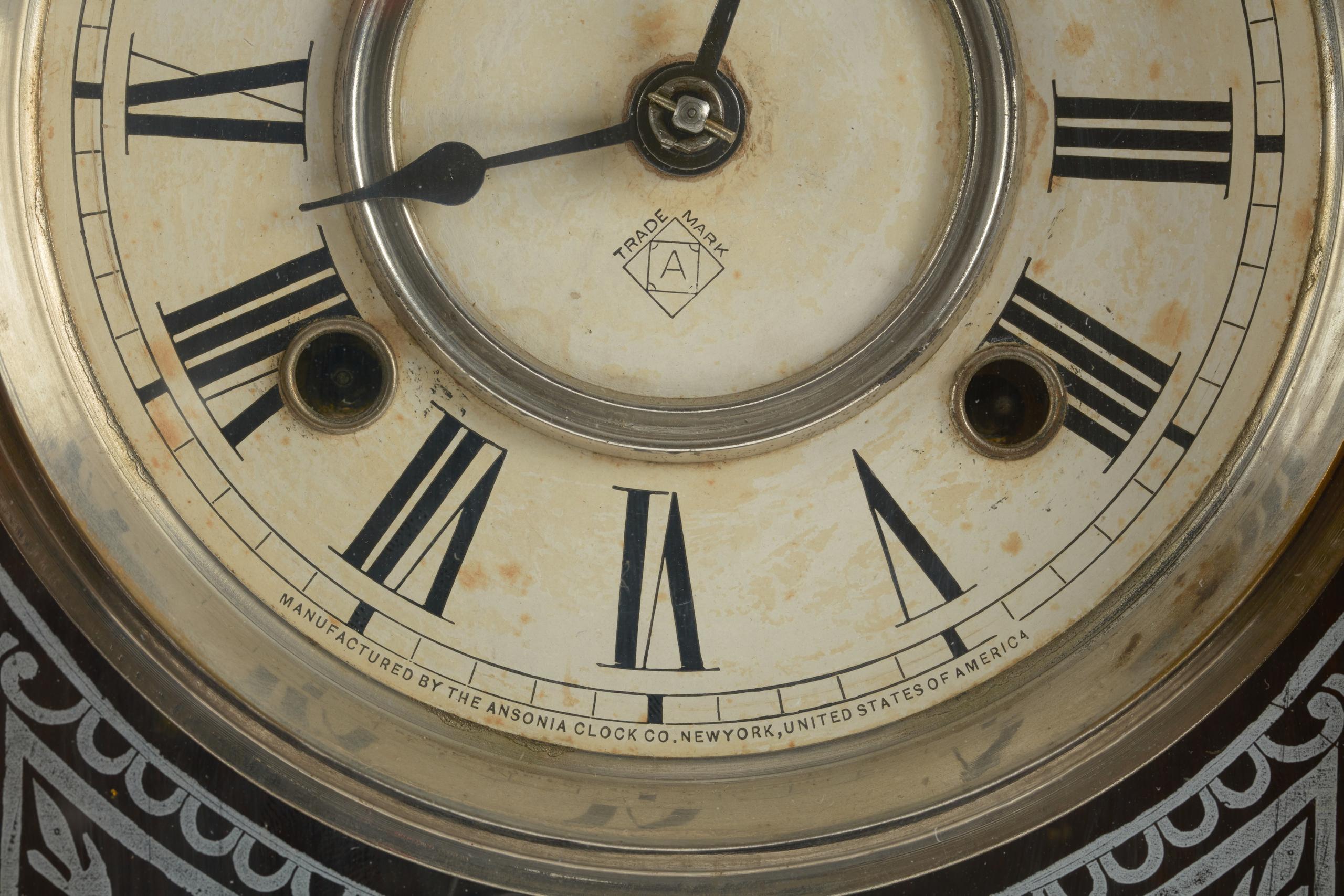 Powerhouse Collection - Mantel clock made by Ansonia Clock Co