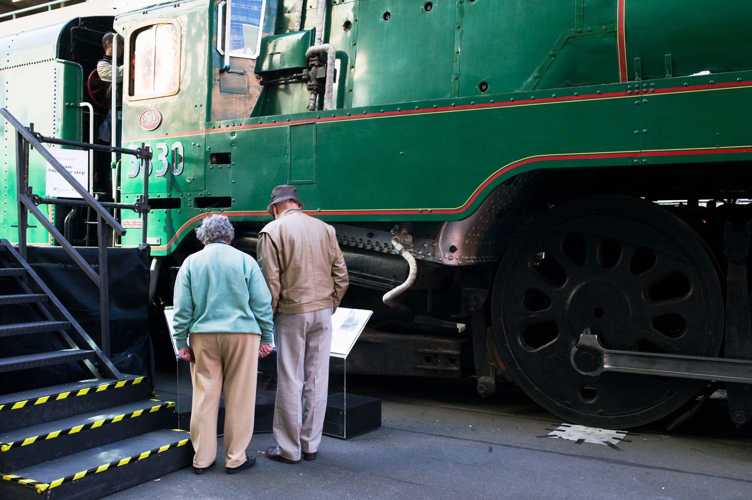 Steam locomotive No. 3830