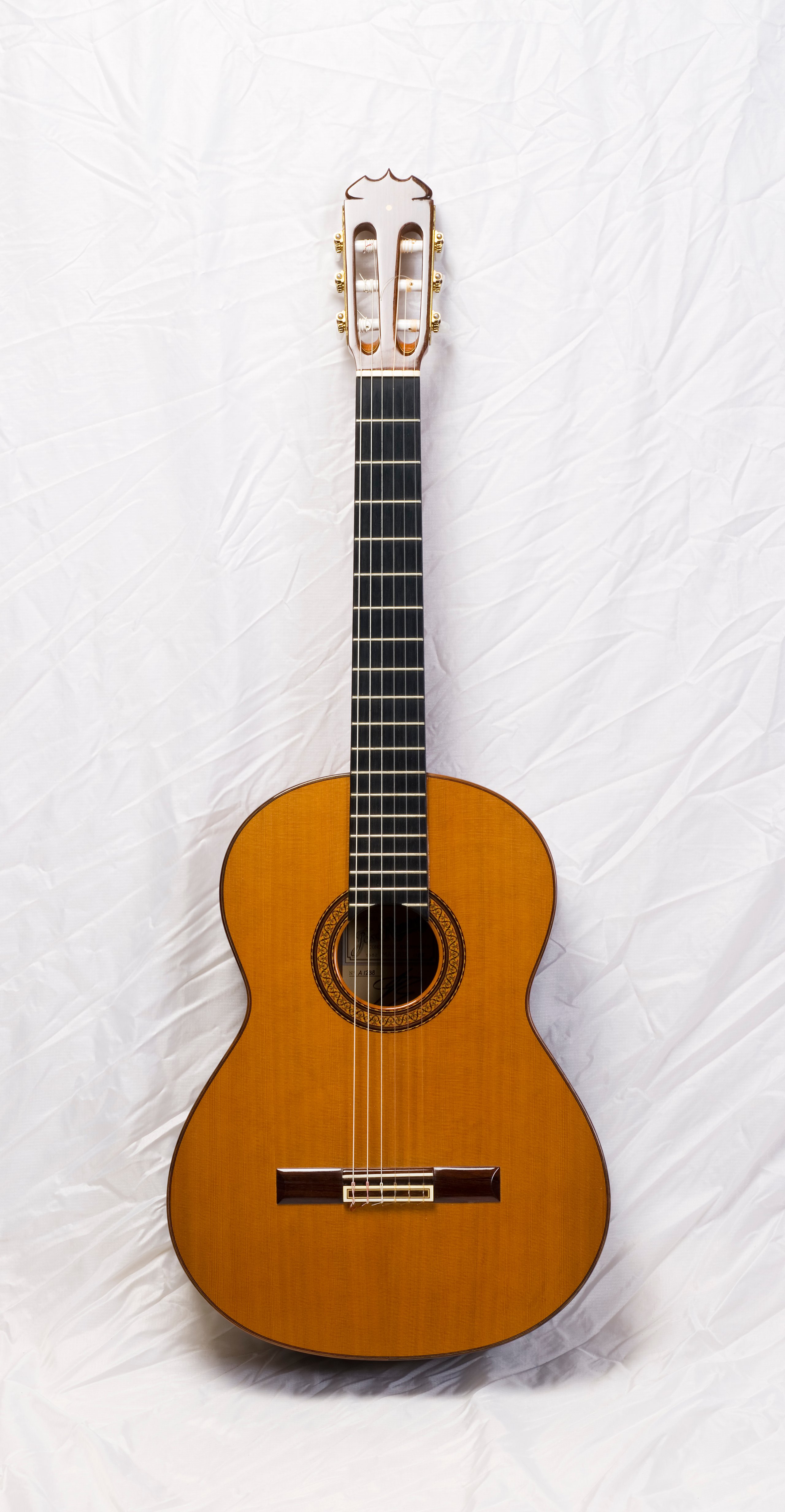 'De Camara' classical guitar made by Jose Ramirez