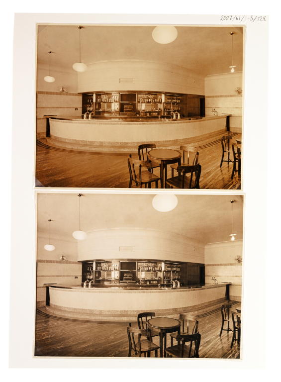 Photographs of Hotel Rozelle saloon bar, Rozelle by Phil Ward
