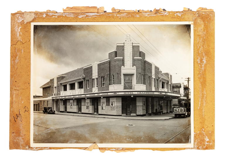 Photograph of Chatswood Hotel exterior, Chatswood