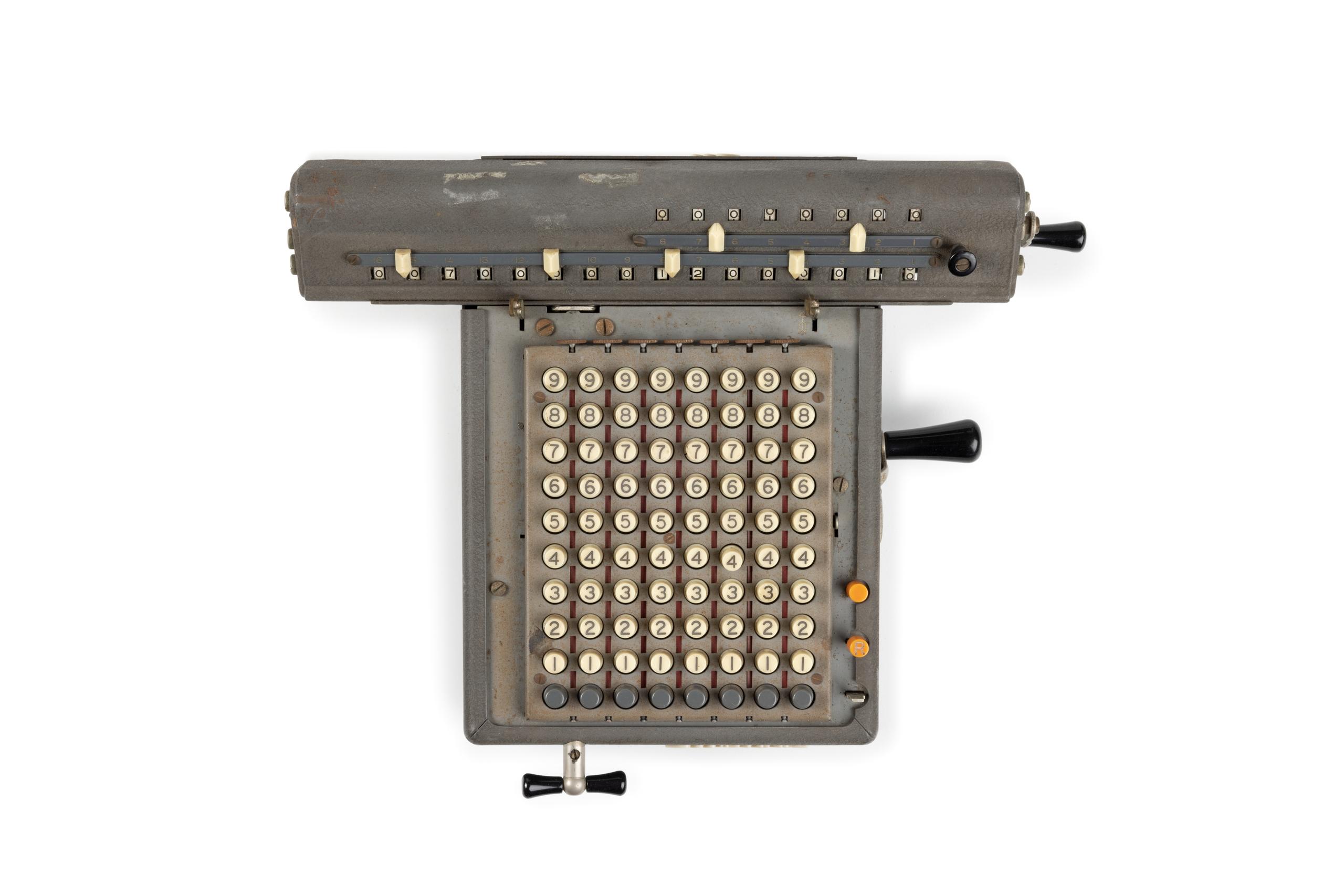 アンティーク　モンロー「Monroe KA-161」機械式計算機 Monroe Calculating Machine (Model K-16?) | National Museum