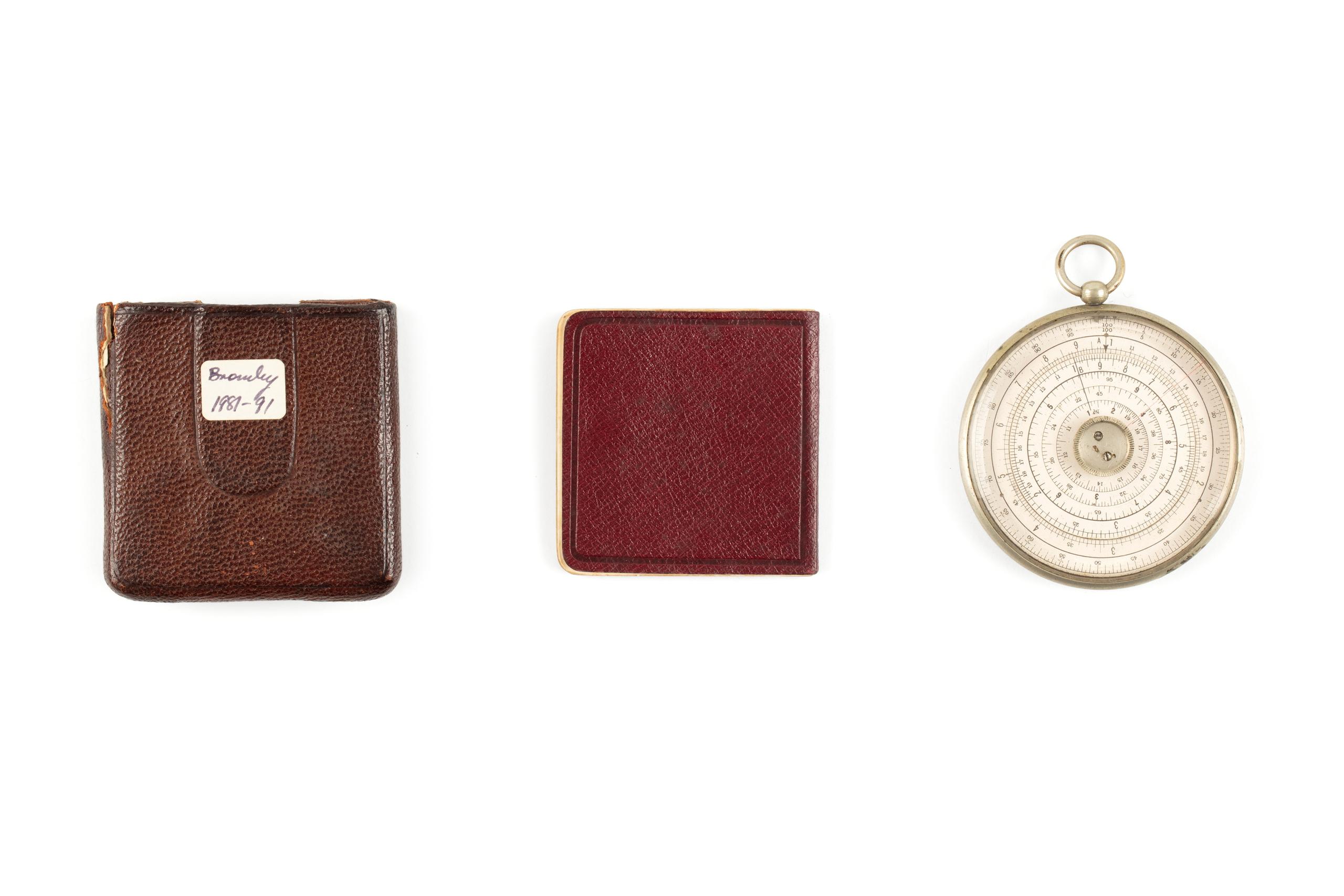 Halden red brown wallet Halden red brown wallet