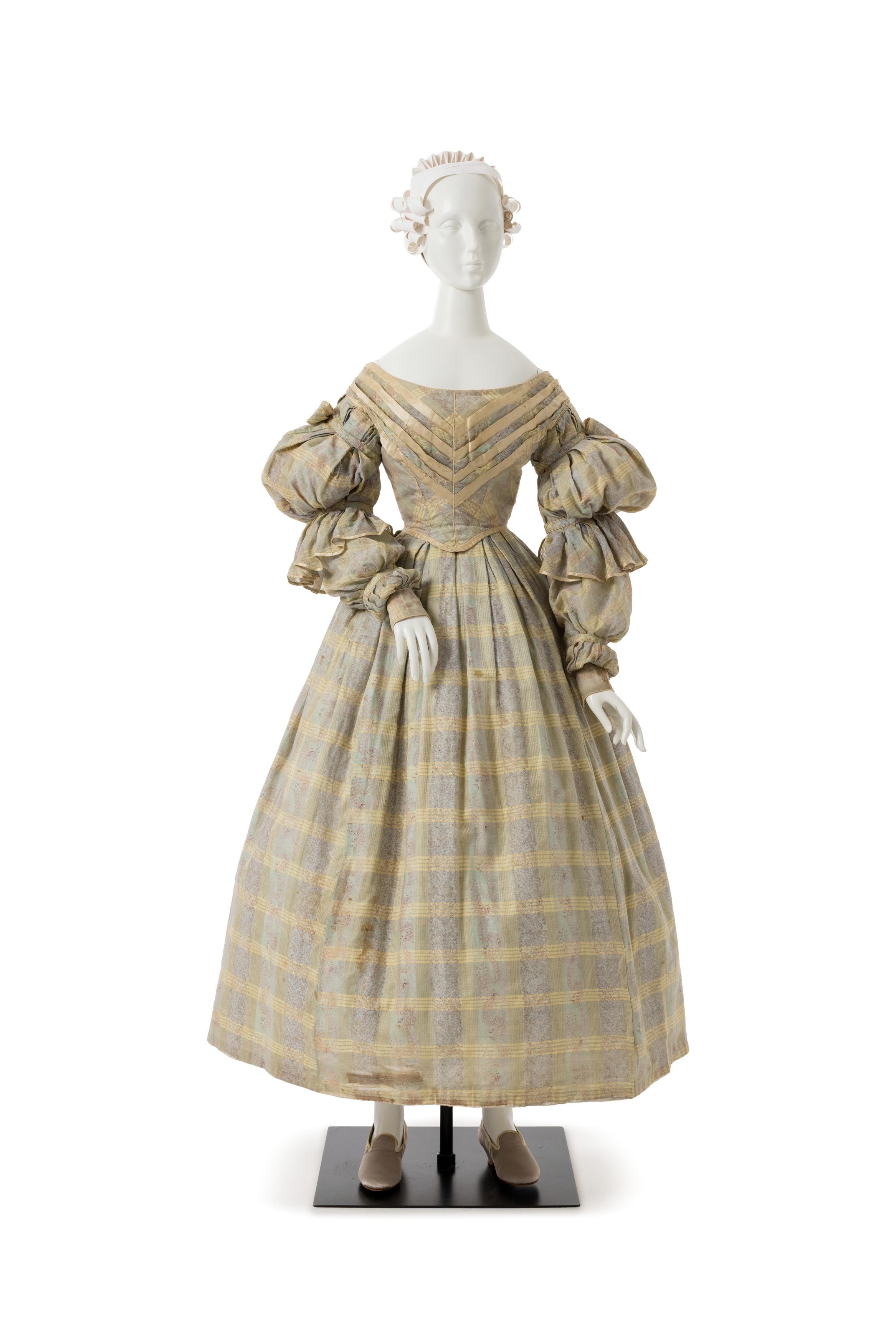 Powerhouse Collection - Day dress worn by Esther Hovell, c.1837 Powerhouse Collection - Day dress worn by Esther Hovell, c.1837