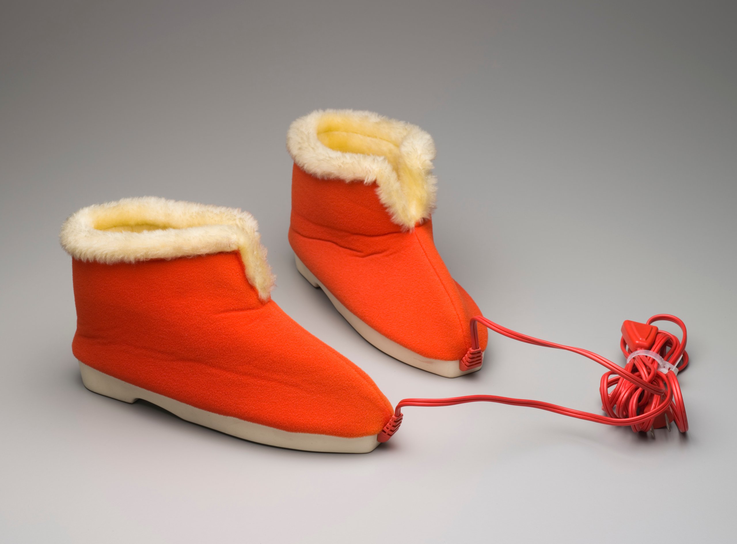 Electric slippers by Sharp