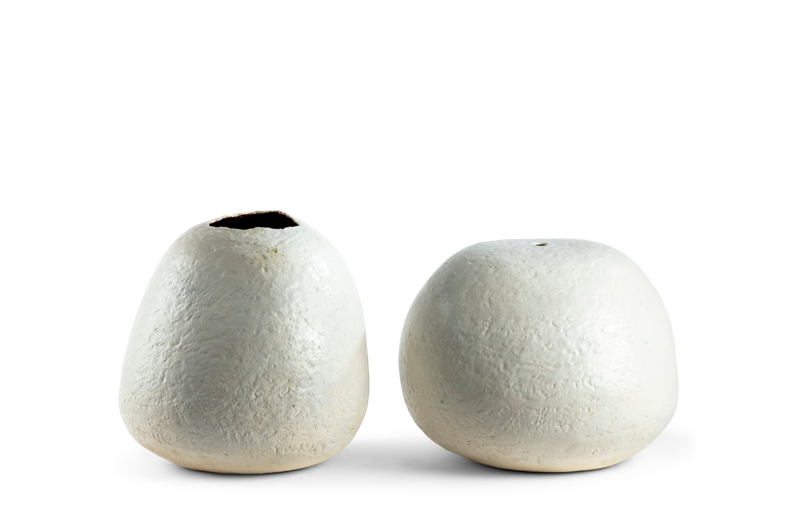Ceramic form 'Gazi V' made by Marea Gazzard