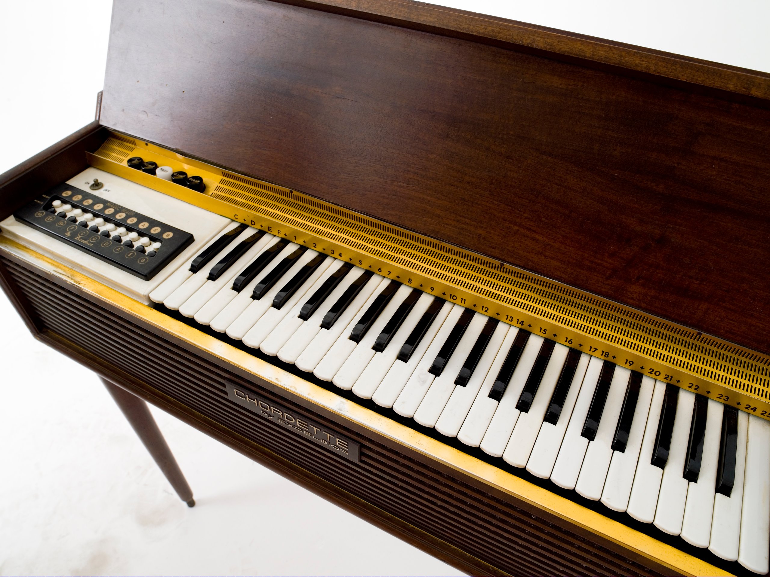 Chordette organ design by Excelsior