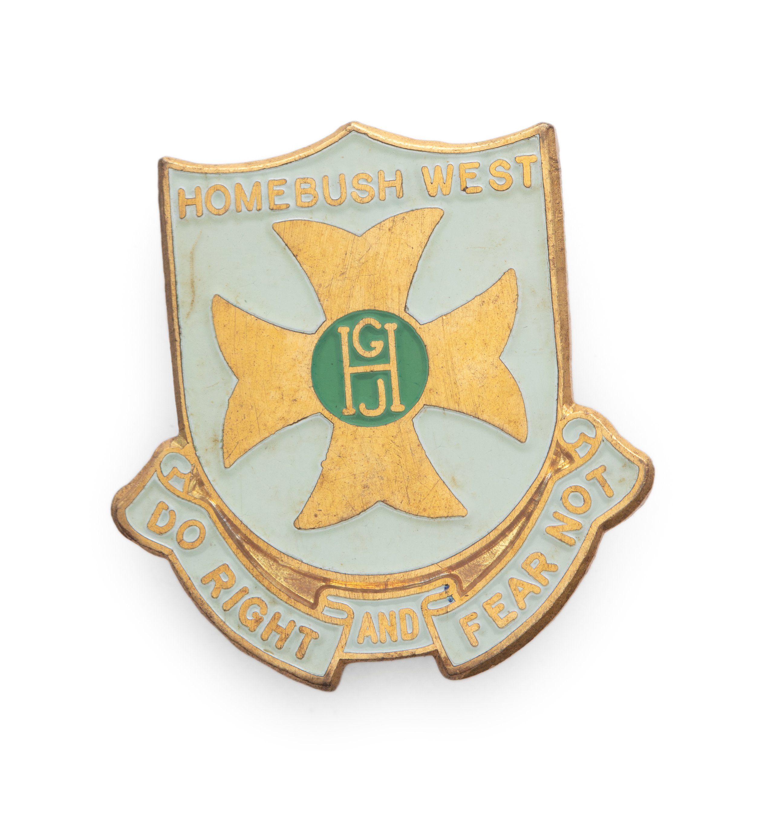 'Do Right and Fear Not' school badge