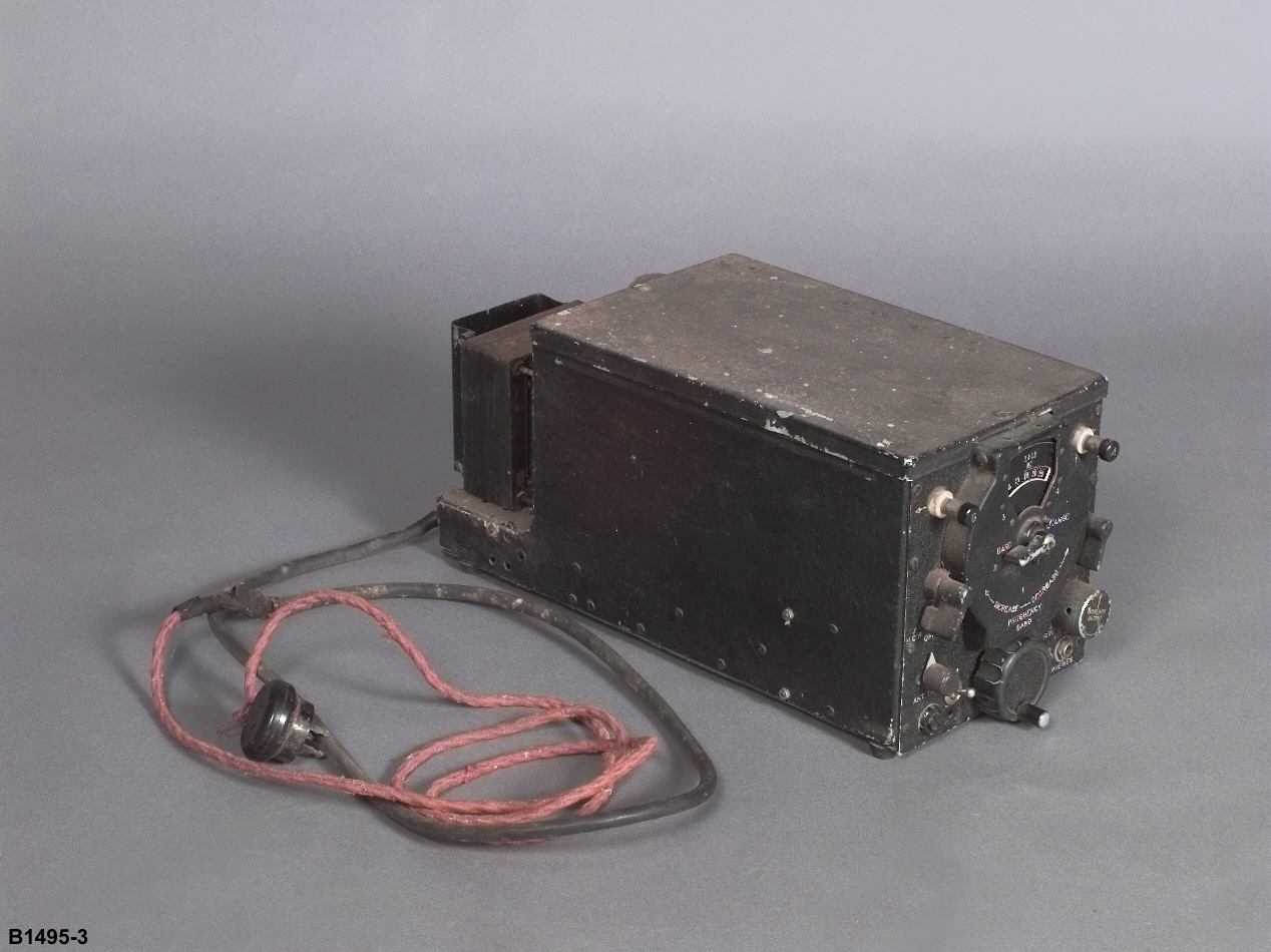 Radio receiver from Frigate Bird II