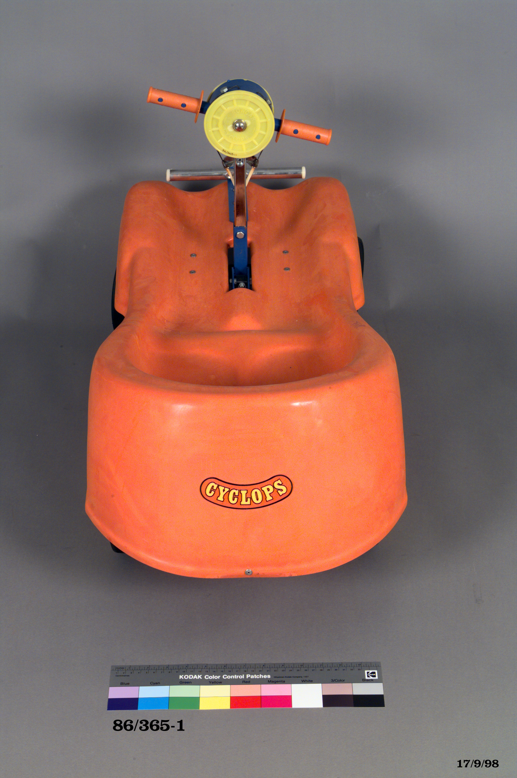 Cyclops 'Rowcar' disabled child's ride-on toy