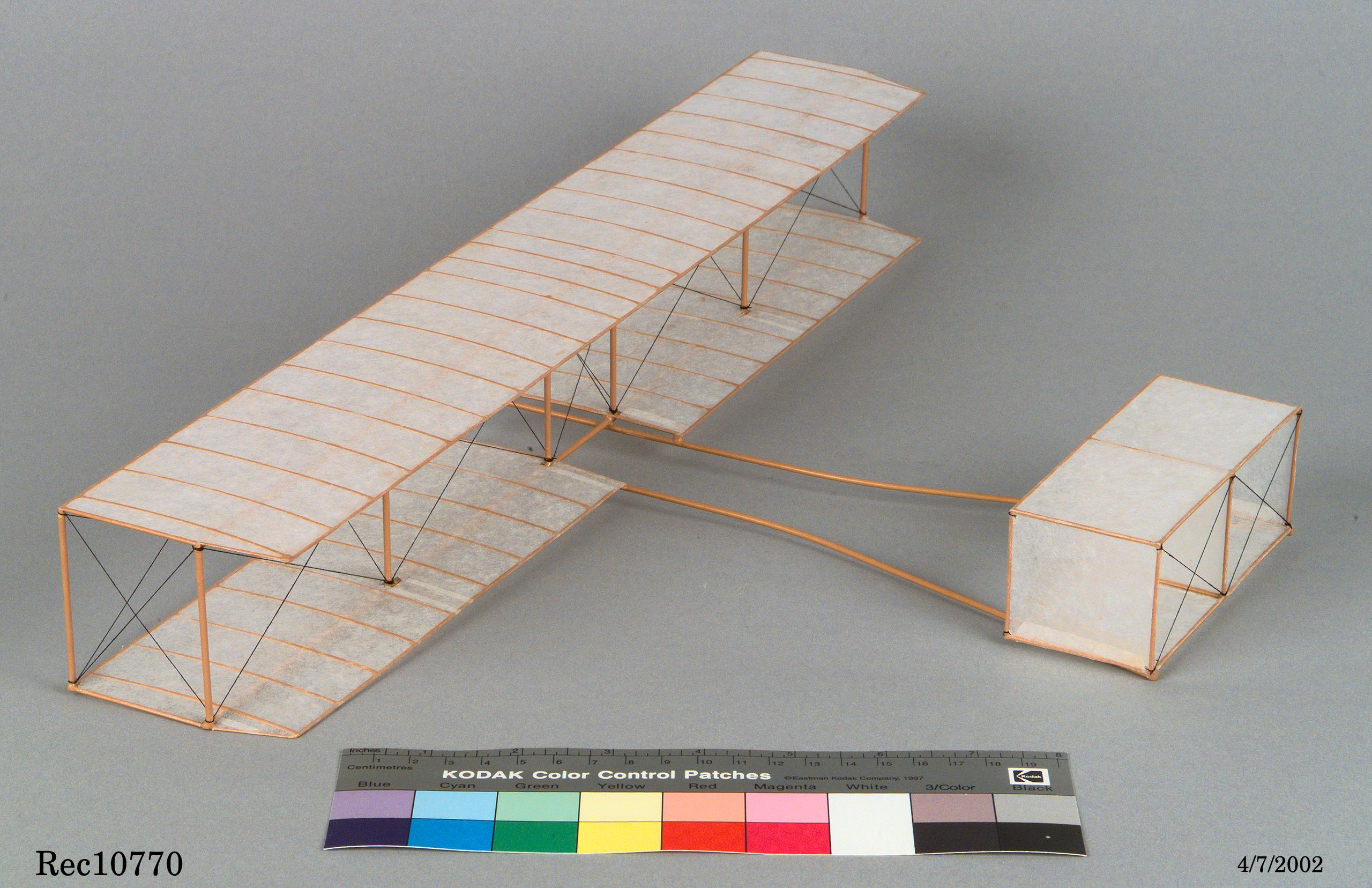 Model of Voisin-type glider of 1909