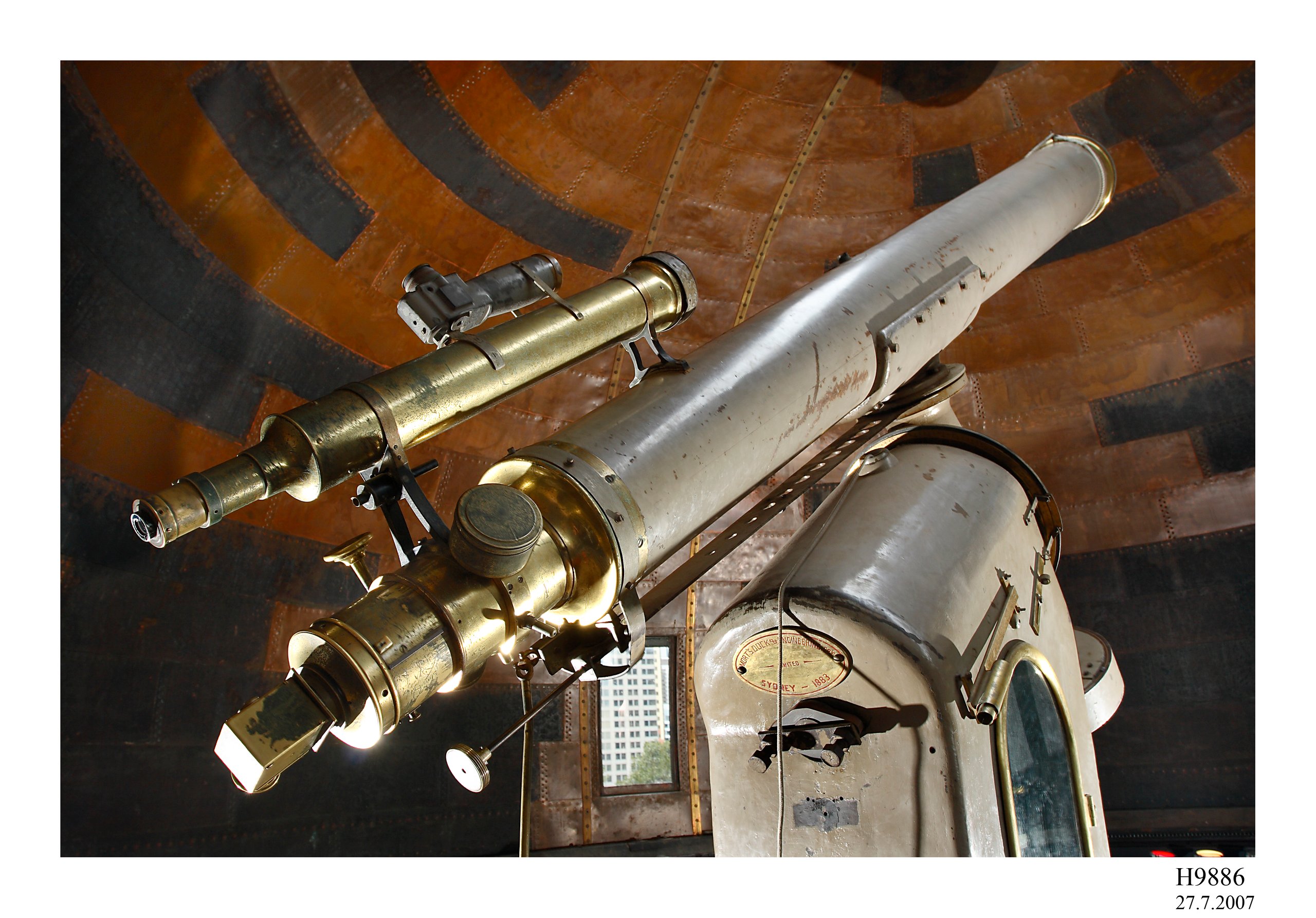 Equatorial refracting telescope with accessories by Hugo Schroeder