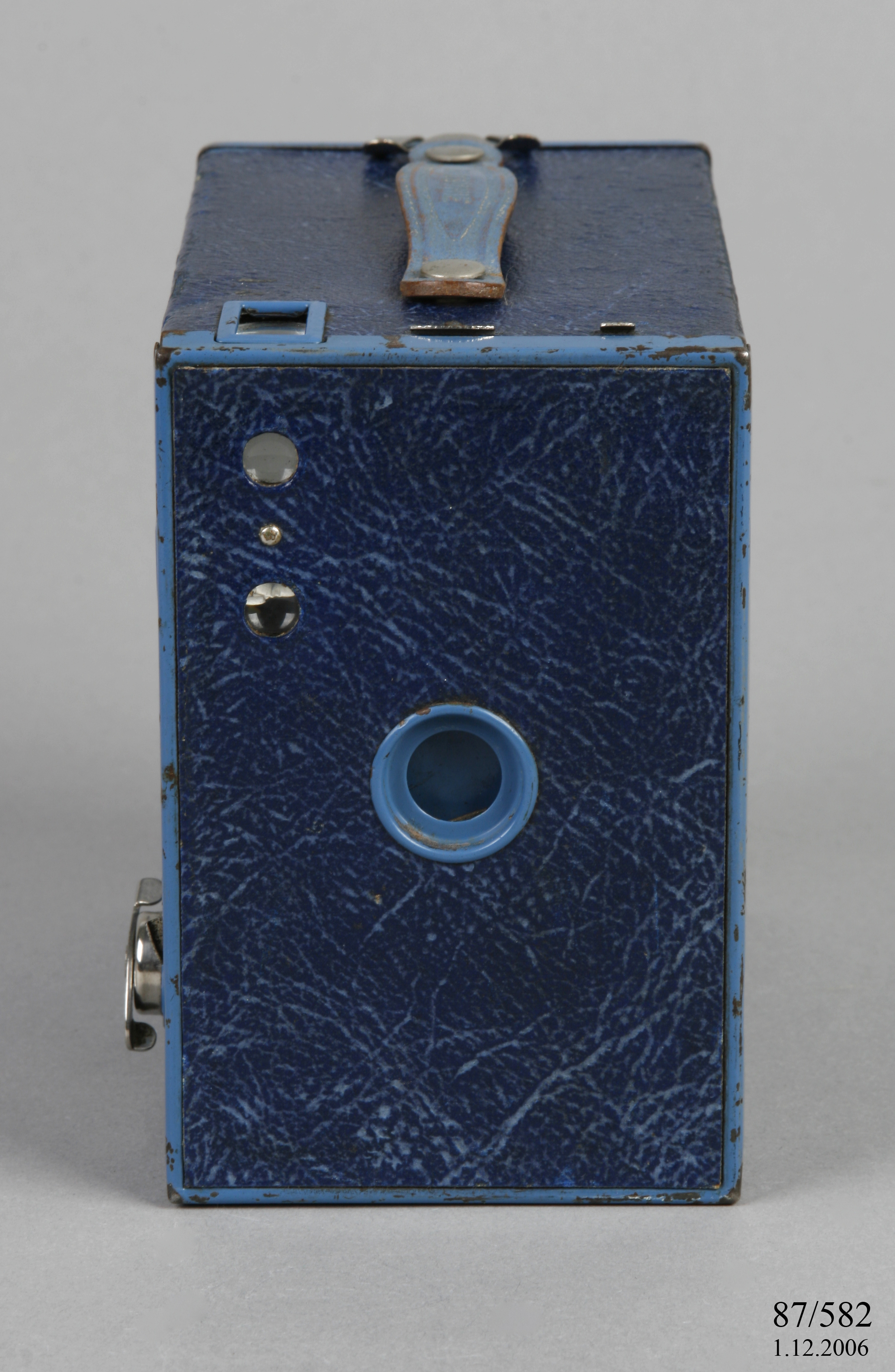 Eastman Kodak 'Brownie model No 2A' camera.