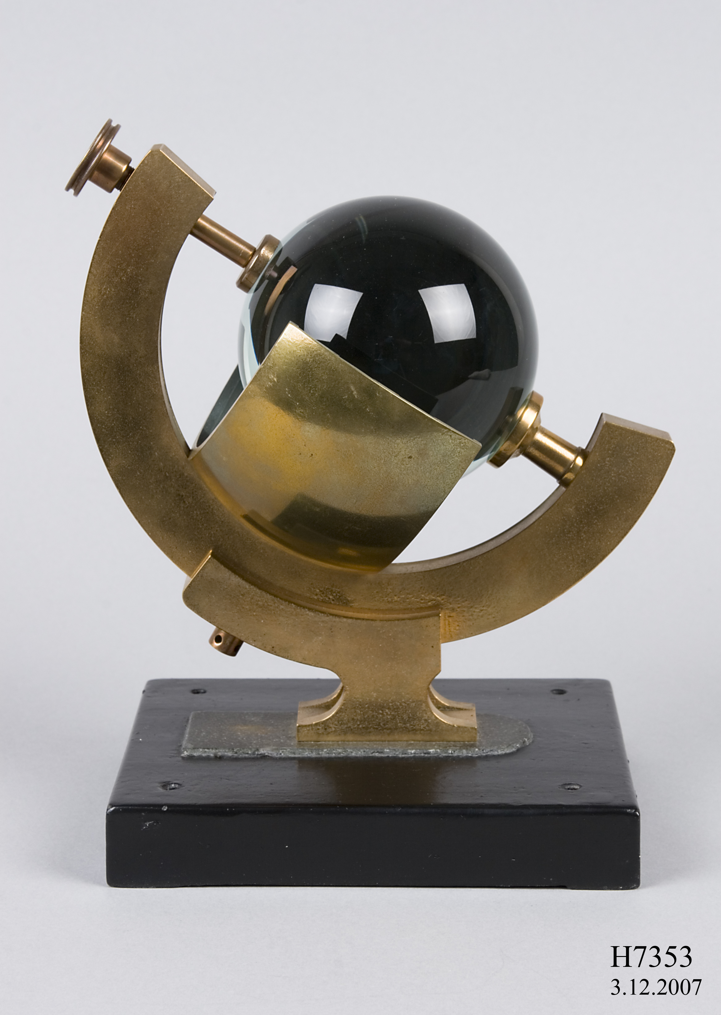Campbell-Stokes sunshine recorder by Fuess, Berlin
