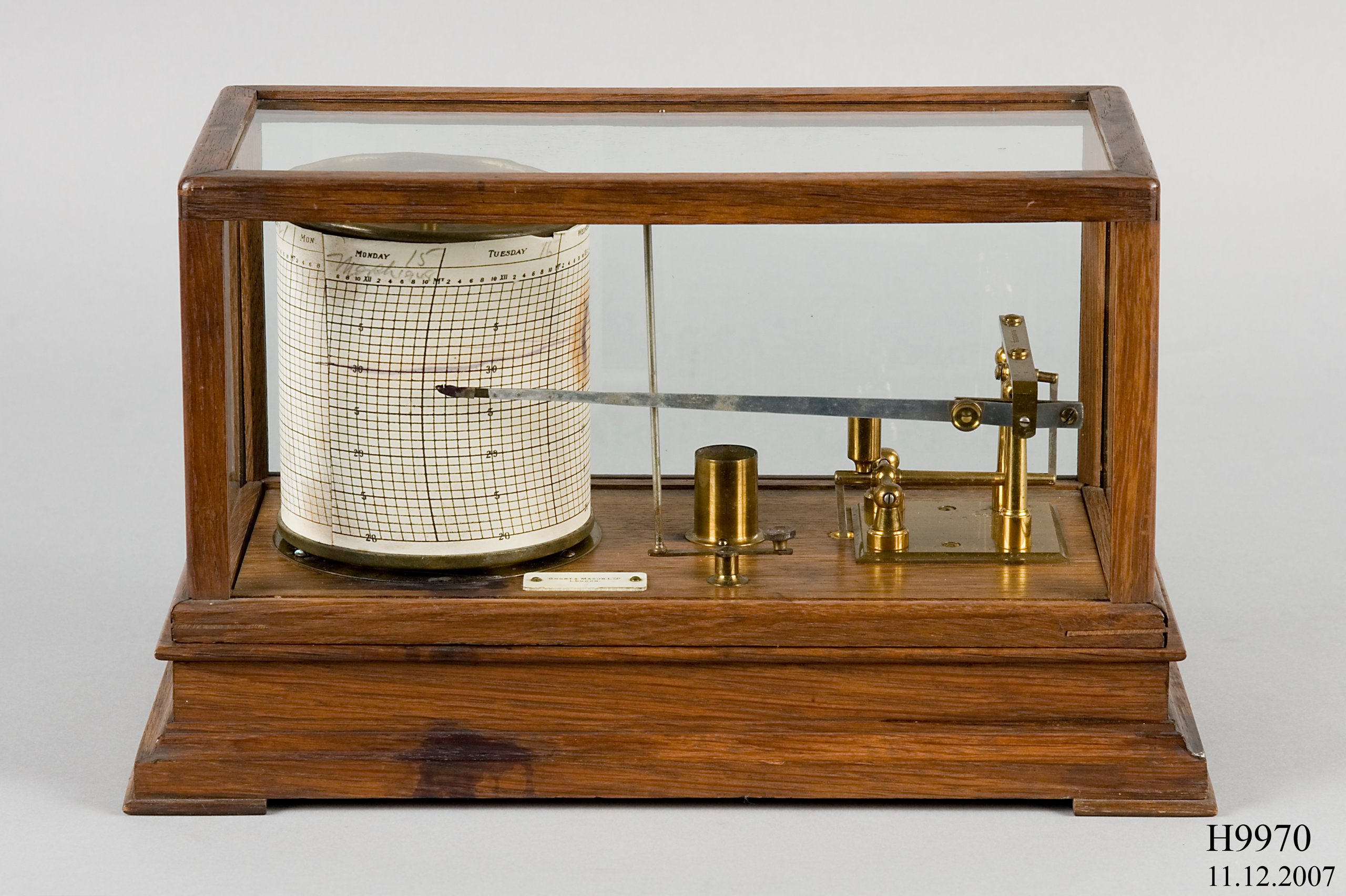 Aneroid barometer made by Short and Mason