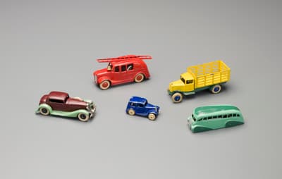 Dinky Toys MG Midget Sport - Échelle 1/43 - 1957 - Zamak - Bon état
