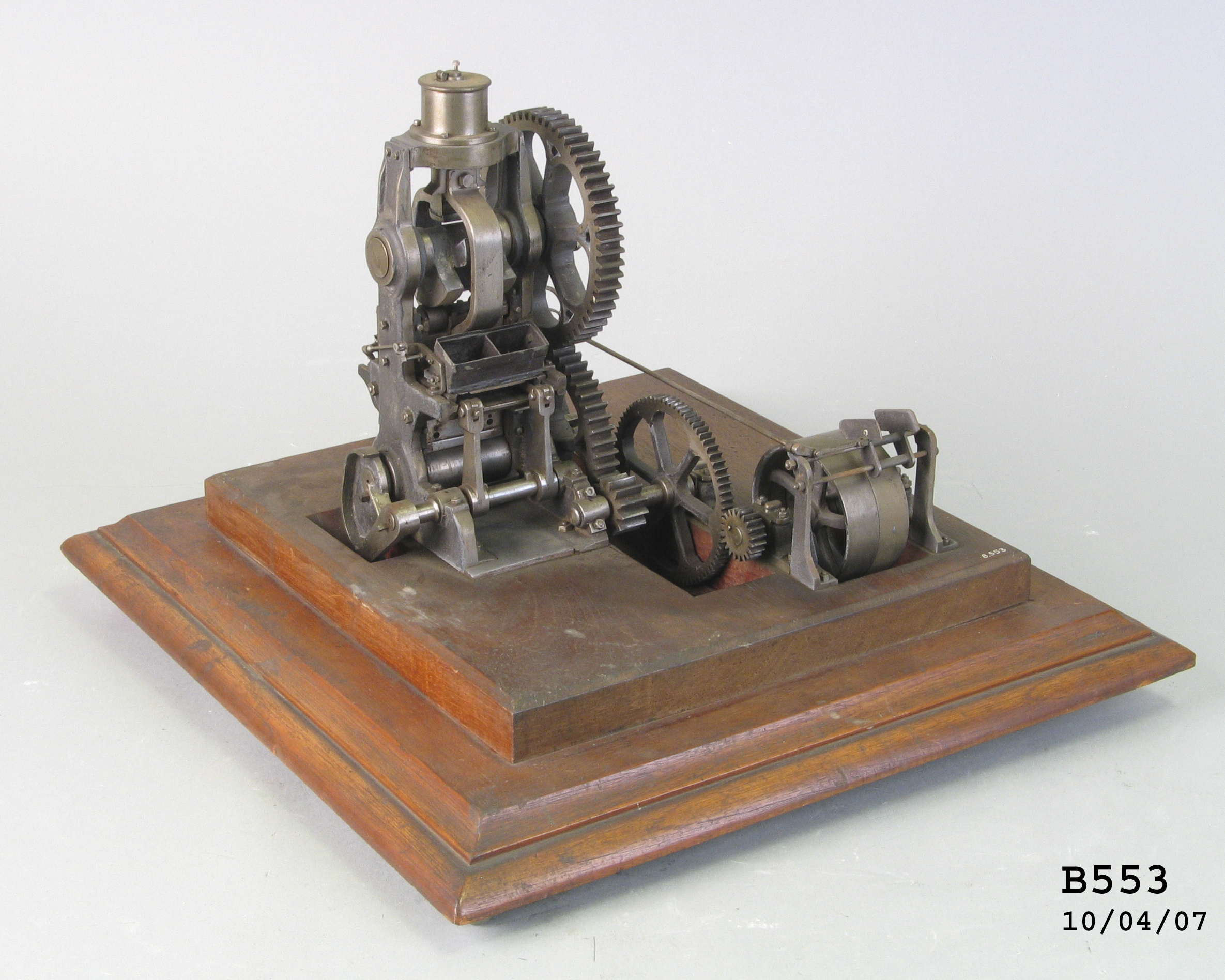 Model 'Platt' brick-press as used at Fowler's Pottery