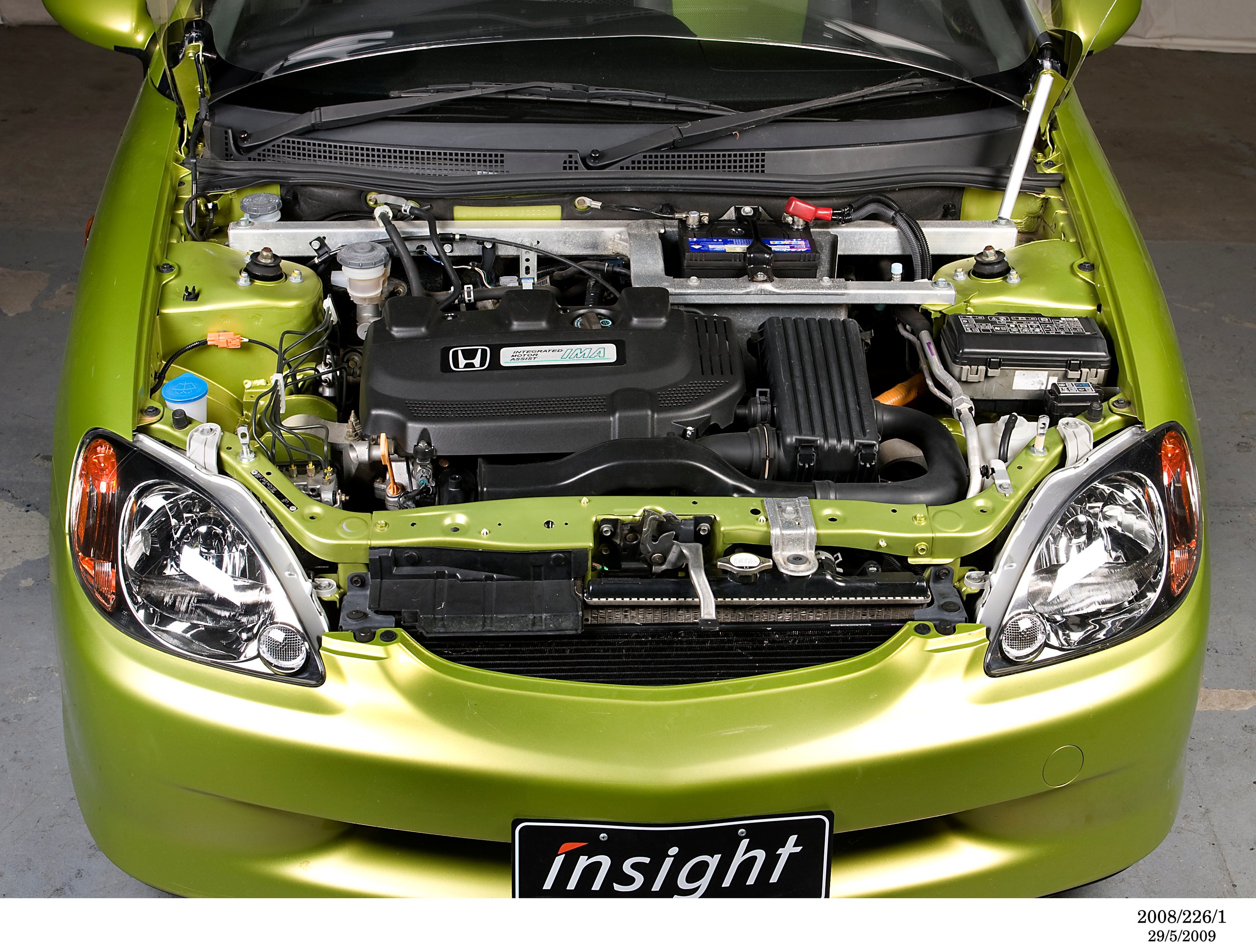 Honda Insight motor car