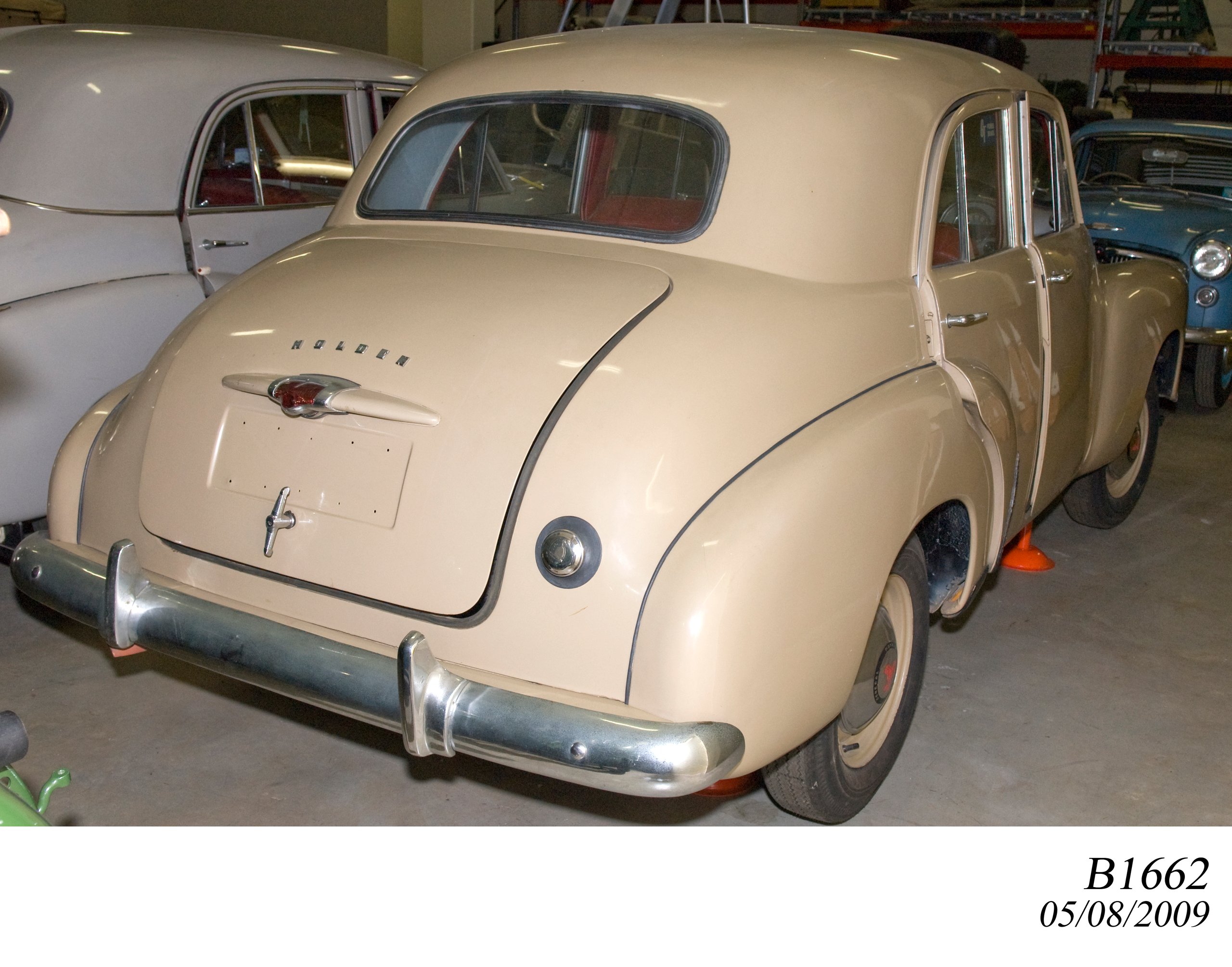 Holden 48-215 (FX) Standard Sedan