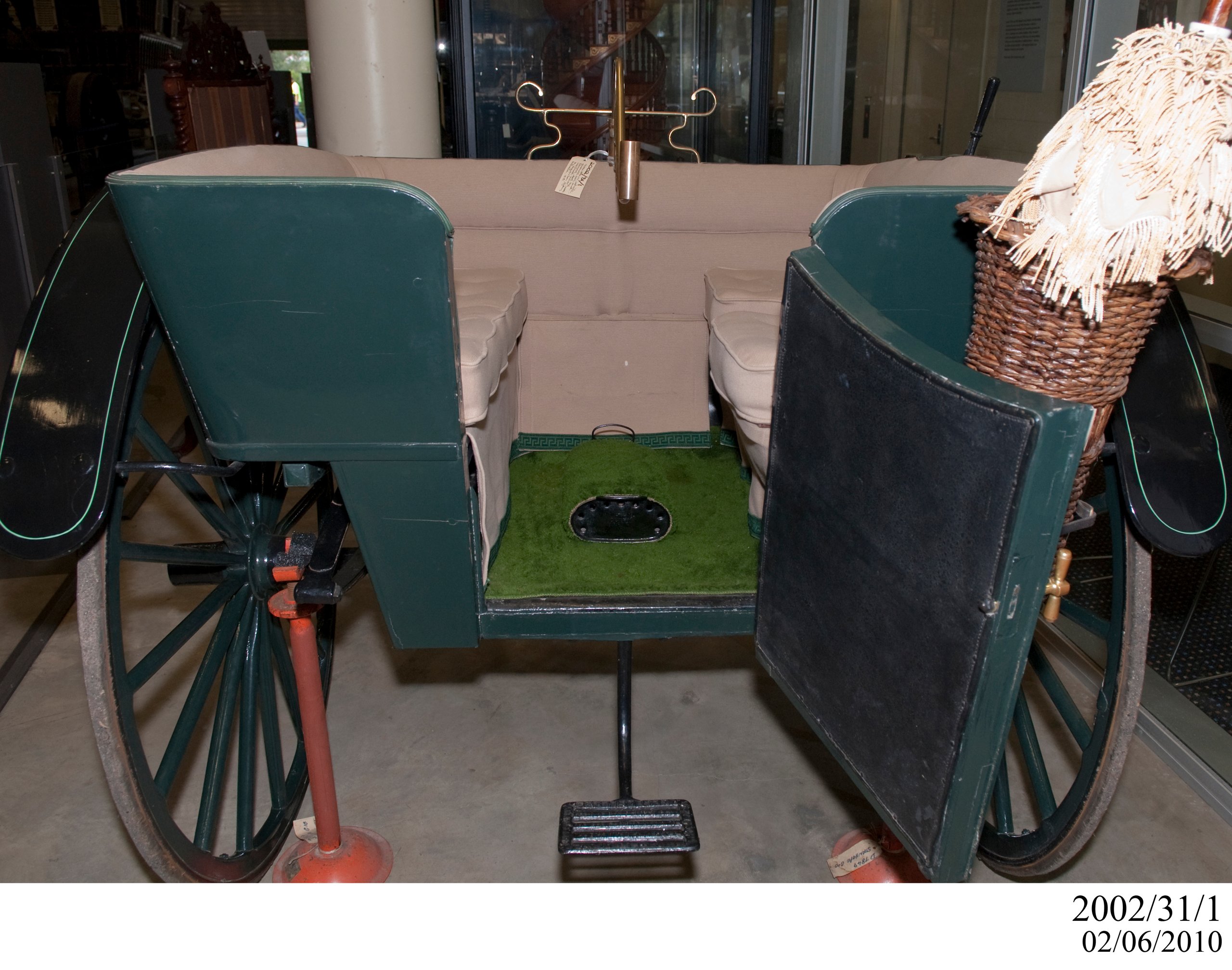 Governess cart used by May Hillier