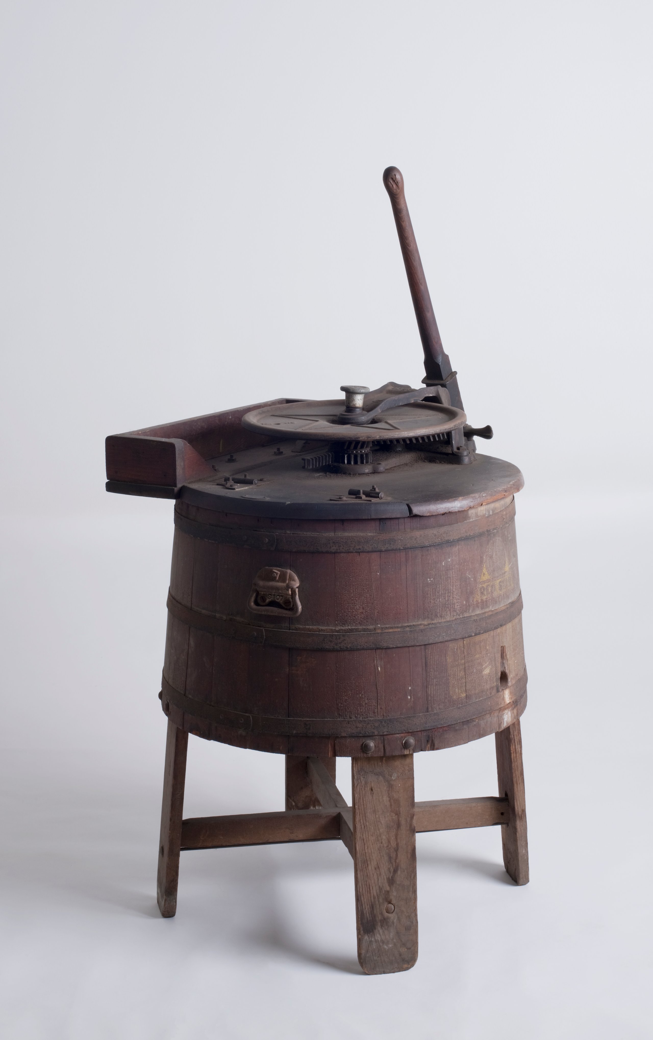 Red Star hand--operated washing machine made by Beatty Bros Ltd, Ontario, Canada, c.1924