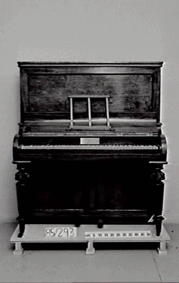Powerhouse Collection Upright pianoforte made by John Williams