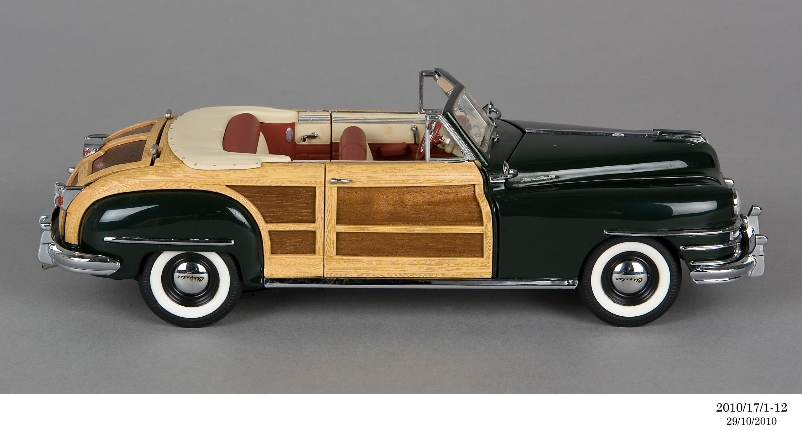 ★絶版★ダンバリーミント1/24 1948 Chrysler クライスラー箱付き ☆絶版☆ダンバリーミント1/24 1948 Chrysler クライスラー箱付き