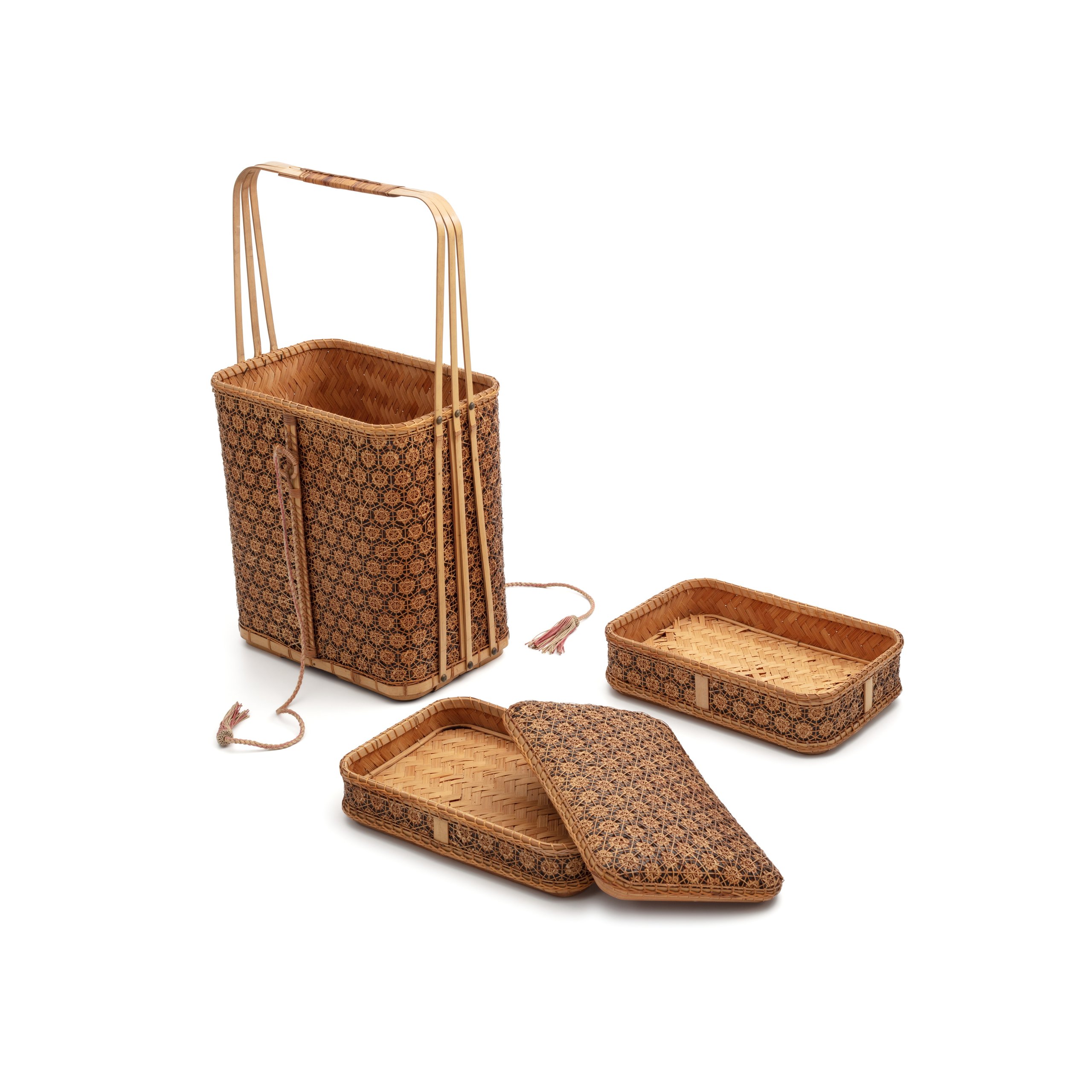 Bamboo basket with handle for tea utensils