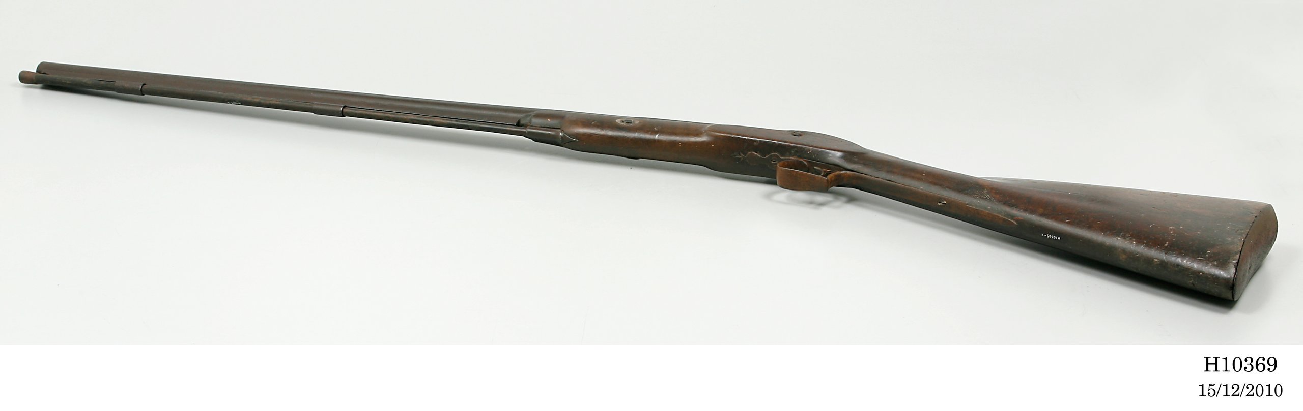 Percussion shotgun possibly owned by William Charles Wentworth