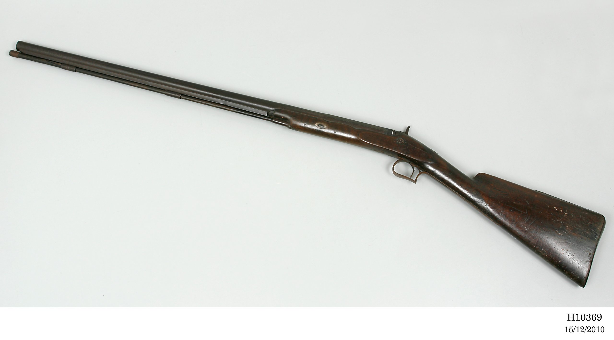Percussion shotgun possibly owned by William Charles Wentworth