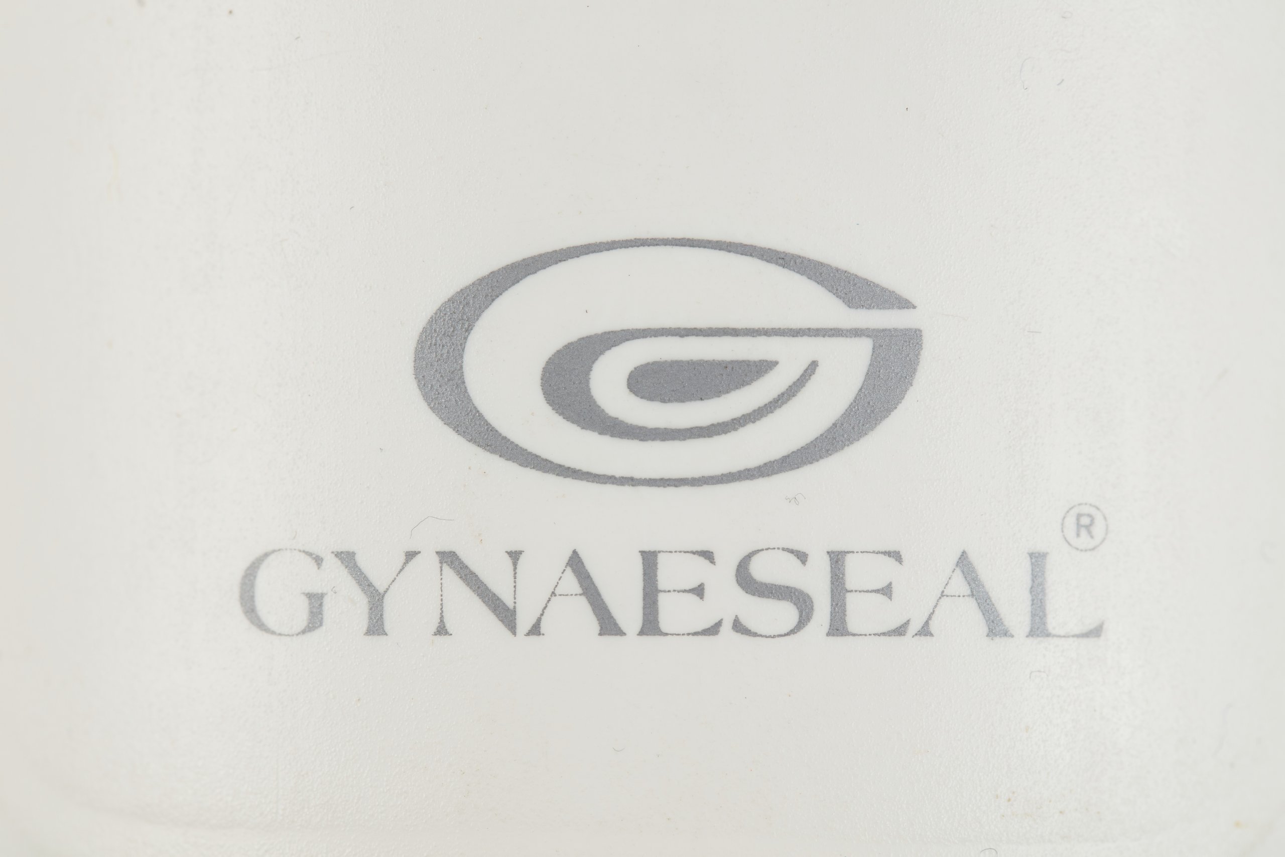 'Gynaeseal diaphragm tampon' family planning device