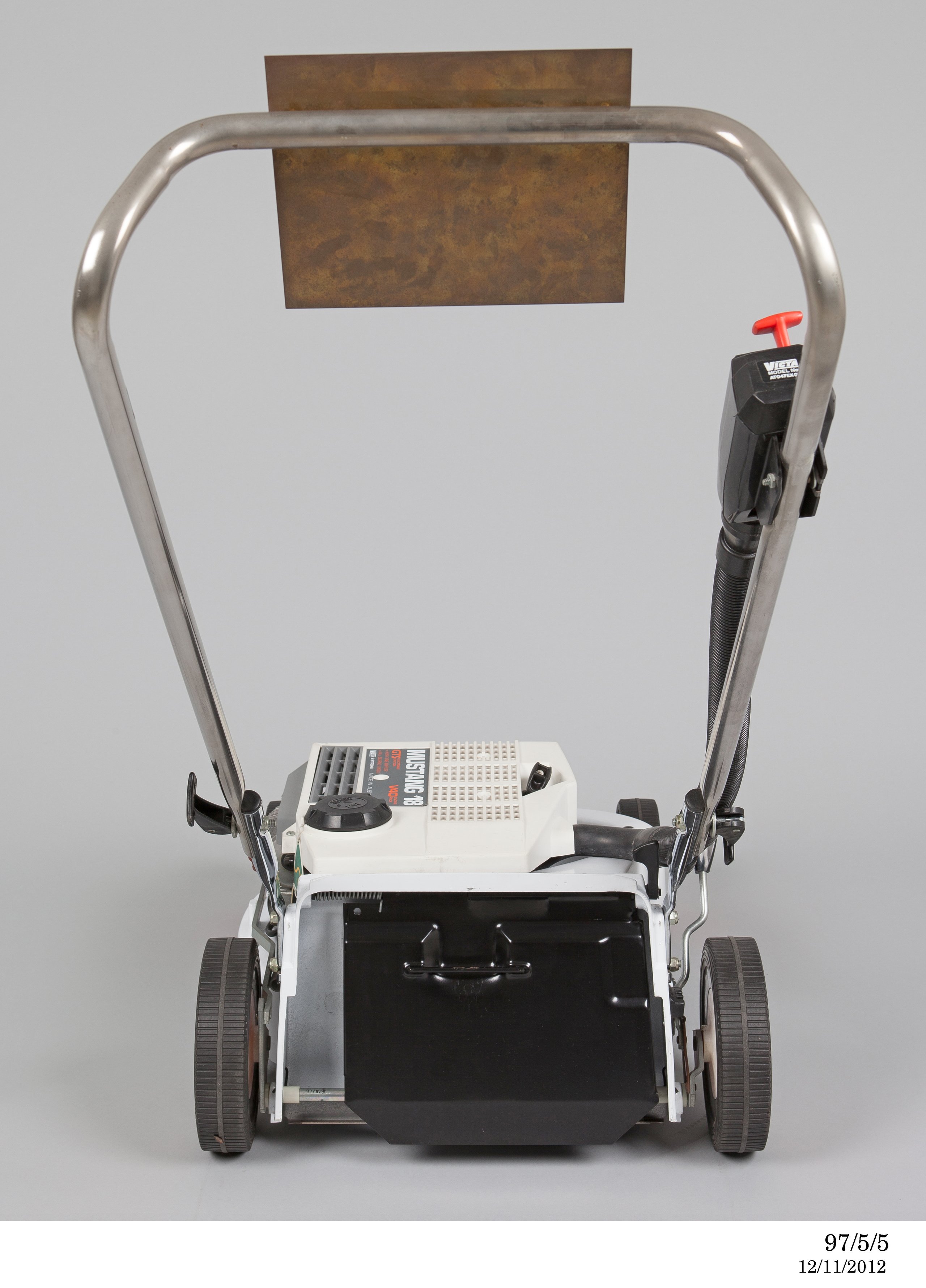 Powerhouse Collection Victa Mustang 18 lawnmower