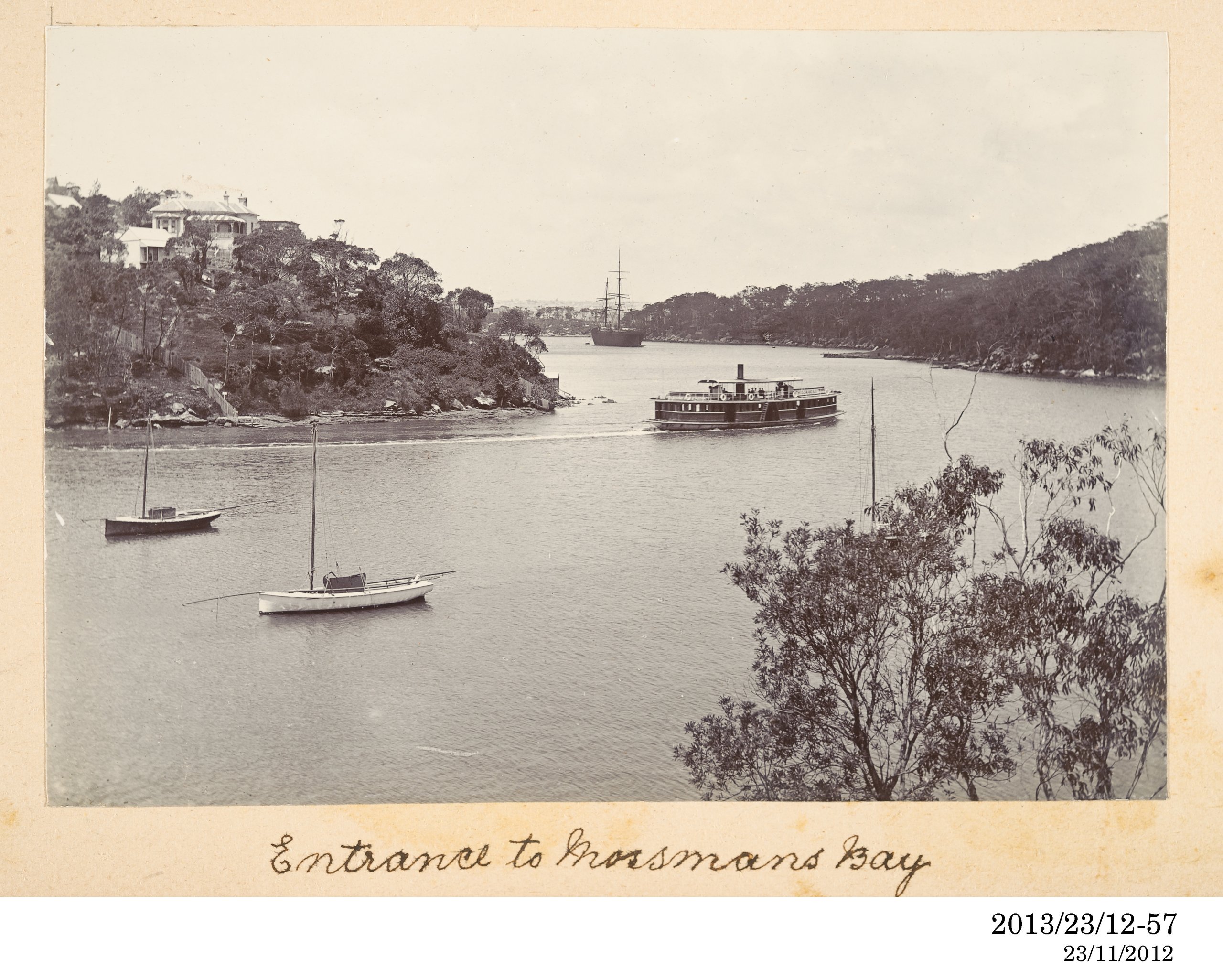 Ferry, Mosman Bay, Sydney Harbour