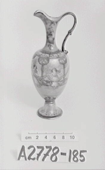 Ewer painted by Arthur Pearce for Doulton
