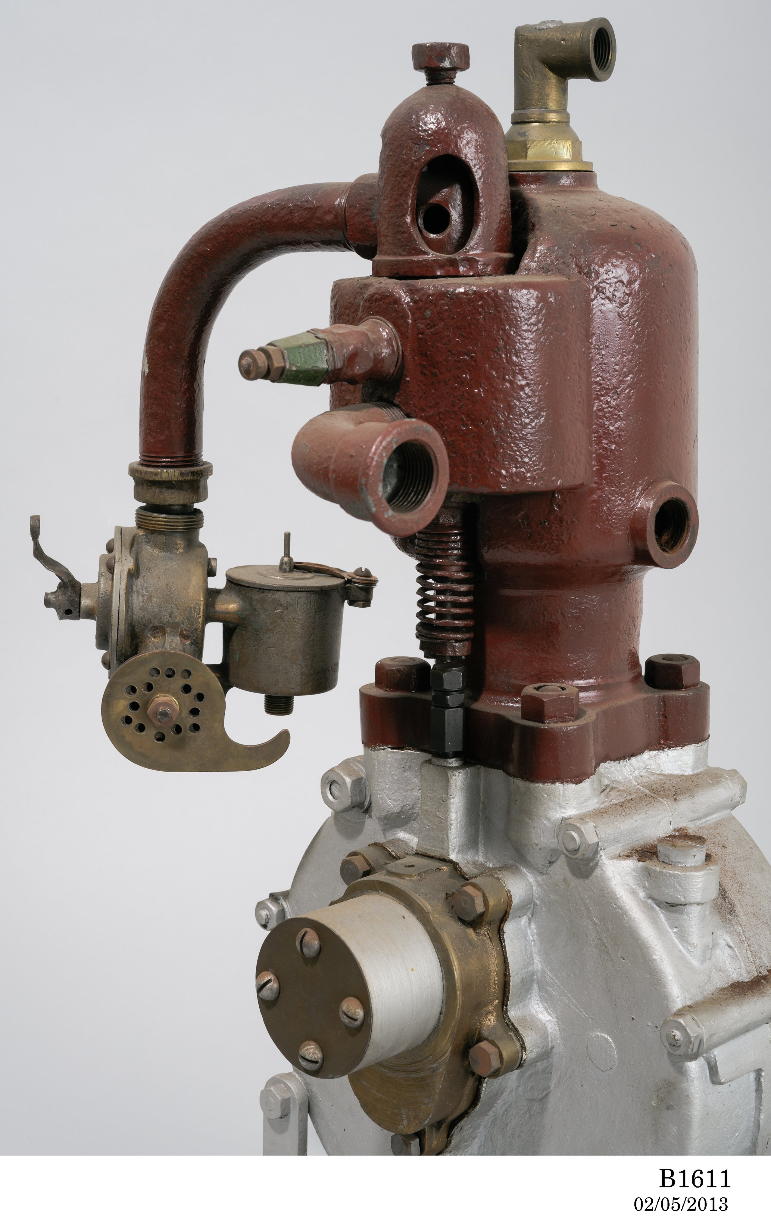 Australis motor car engine, 1900