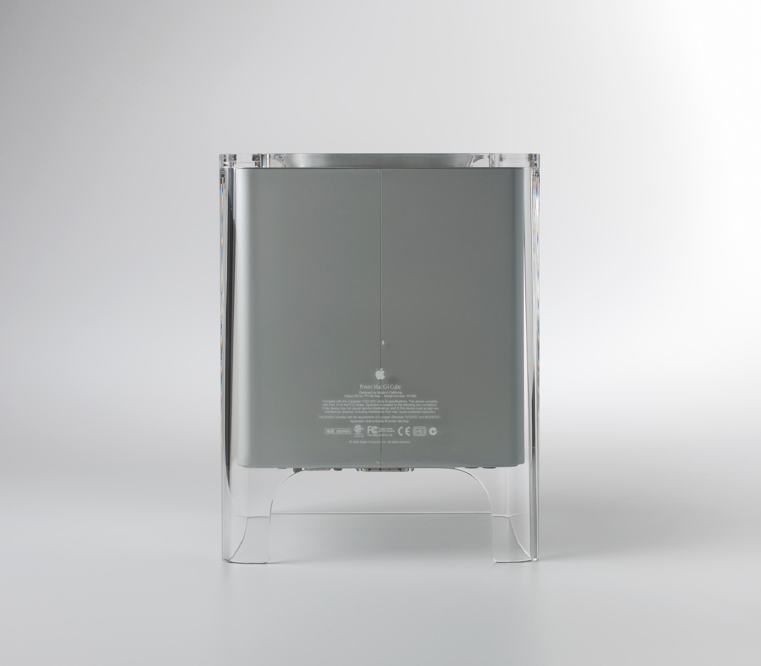 Powerhouse Collection - ⁨Apple Power Mac G4 Cube computer with