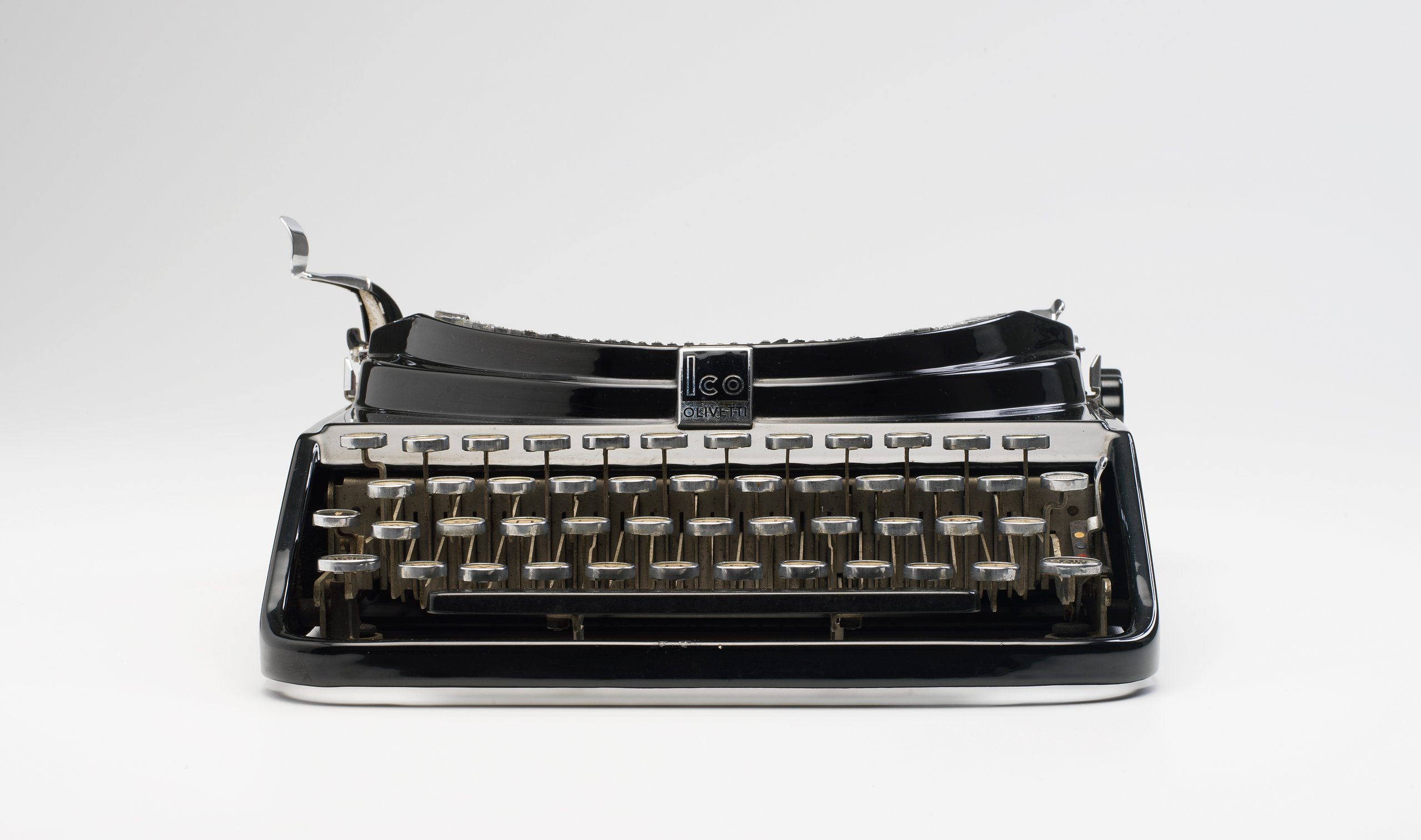 Powerhouse Collection - Olivetti 'Ico MP1' portable typewriter