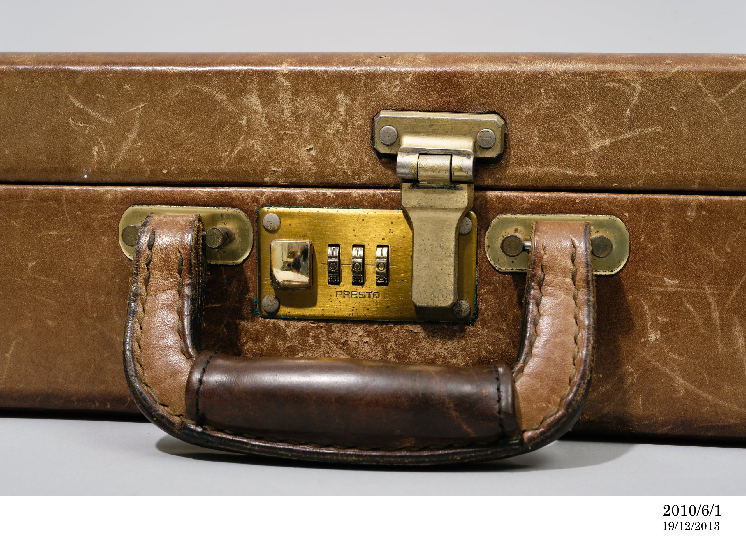 Apple briefcase hotsell