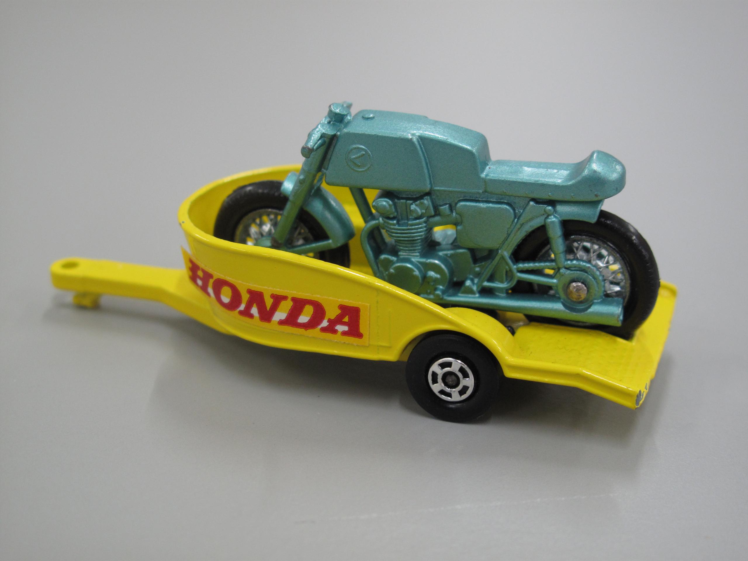 Matchbox 38-C Honda Motorcycle With Trailer – Miniature Voiture F-Type Box – Occasion