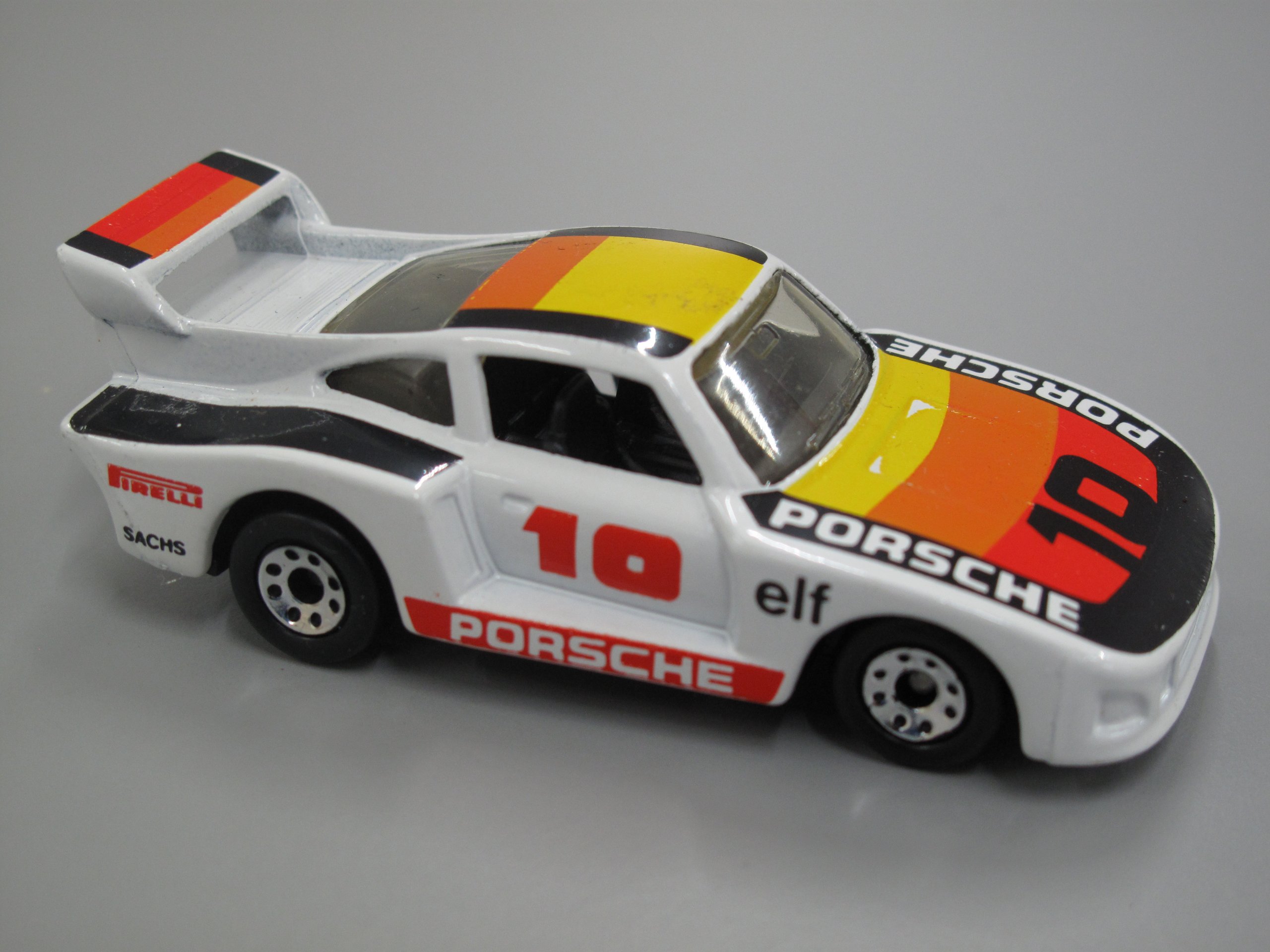 Matchbox racing car 'Racing Porsche 935'