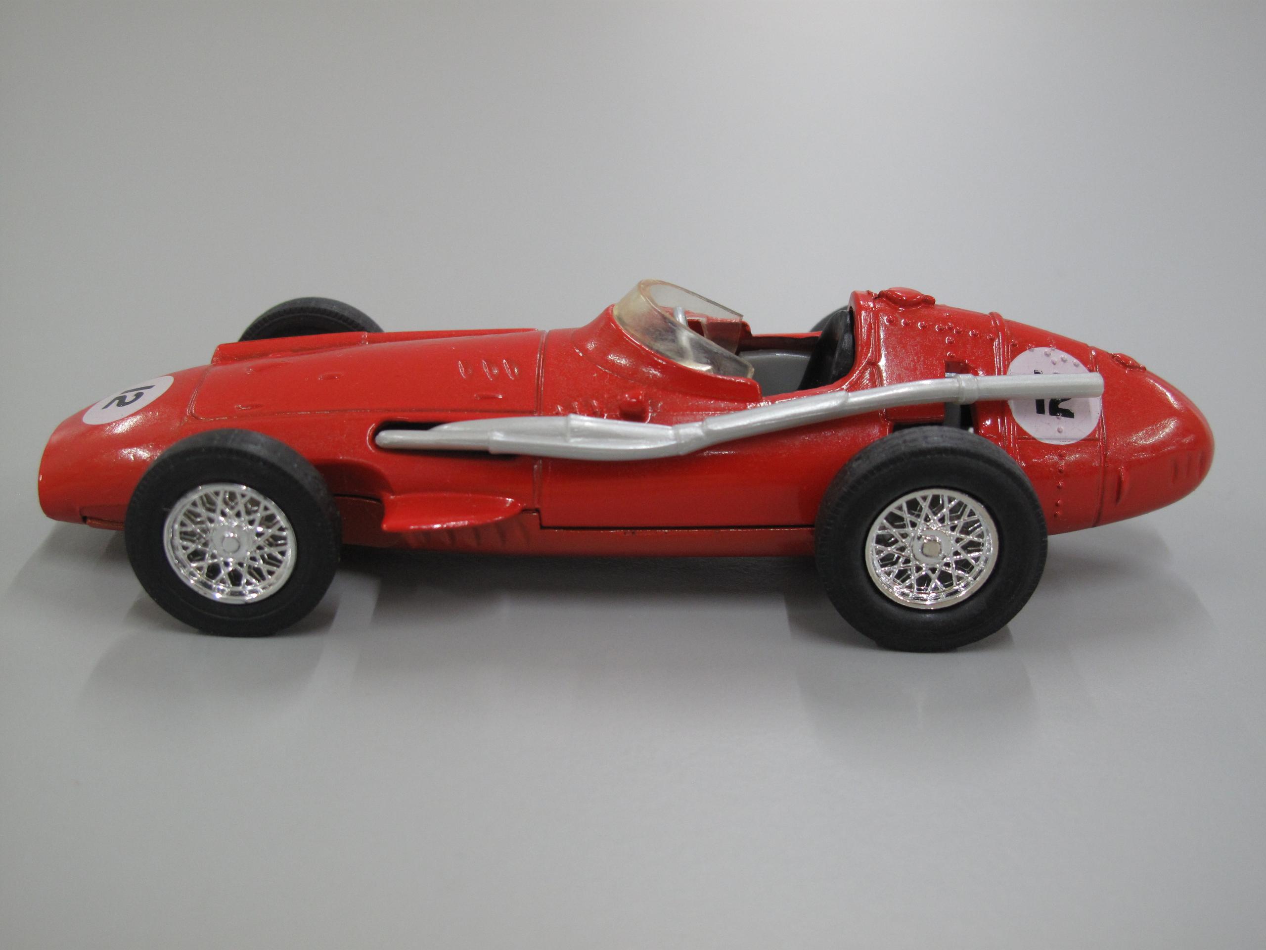 ミニカー 1957 Maserati 250F CMC 1/18 MASERATI 250 F 1957