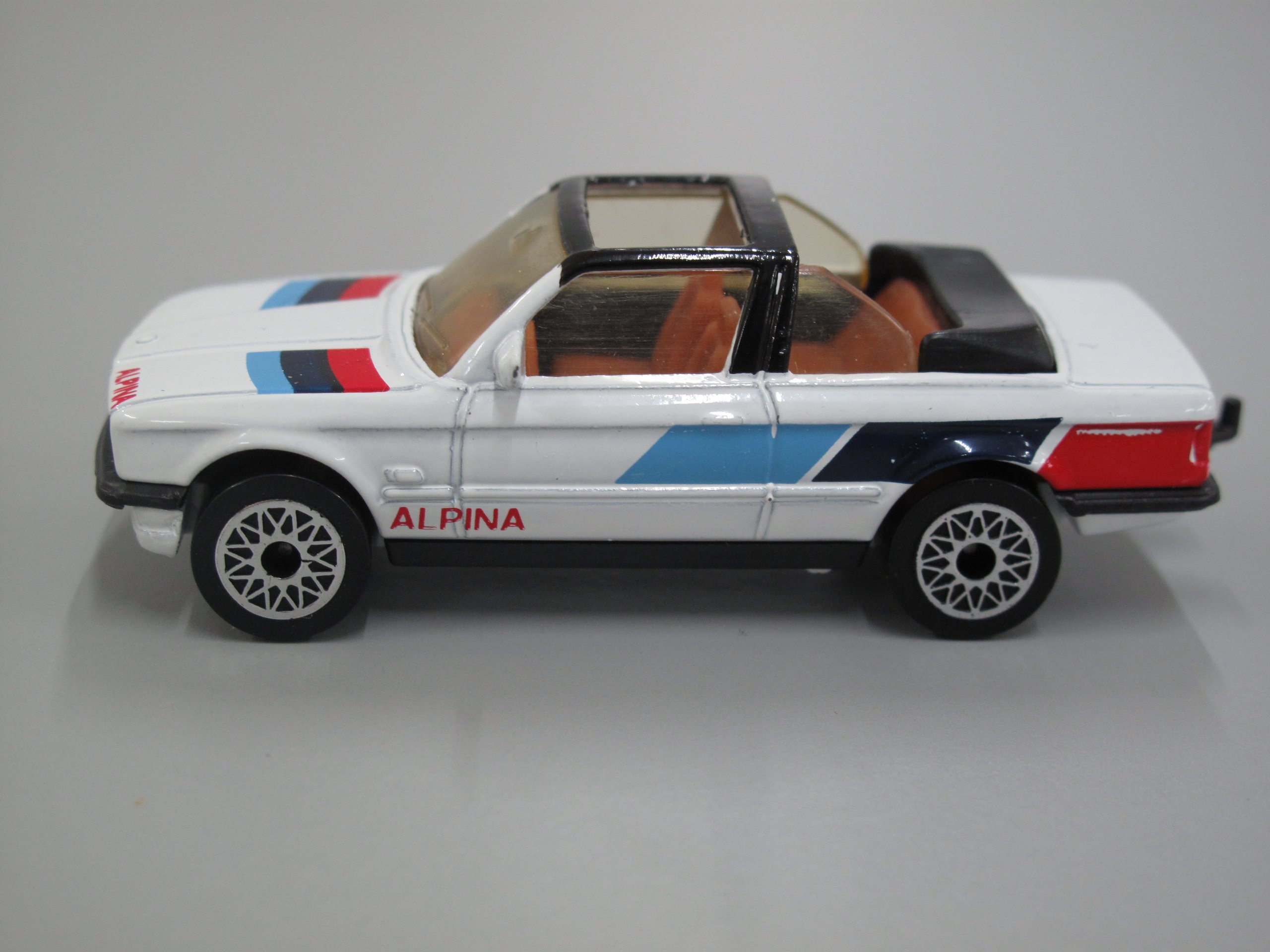 Matchbox bmw 323i cabriolet 1985 online