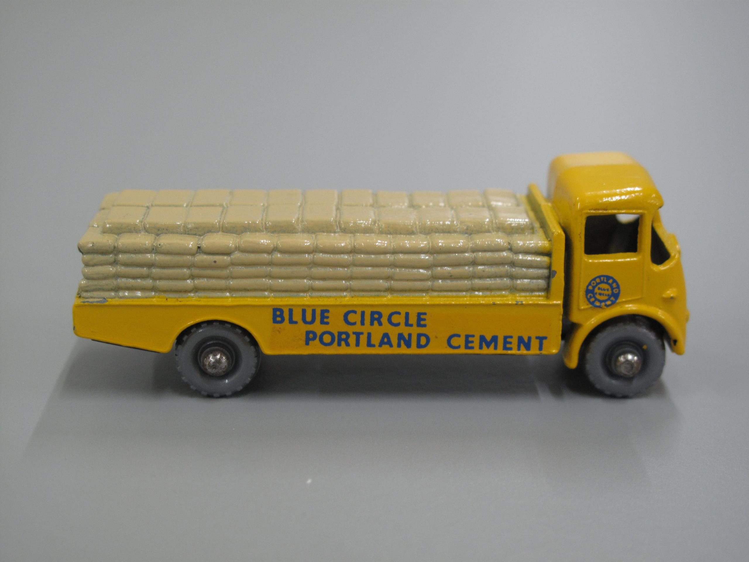 Powerhouse Collection - Toy Matchbox No 51a Albion Chieftain